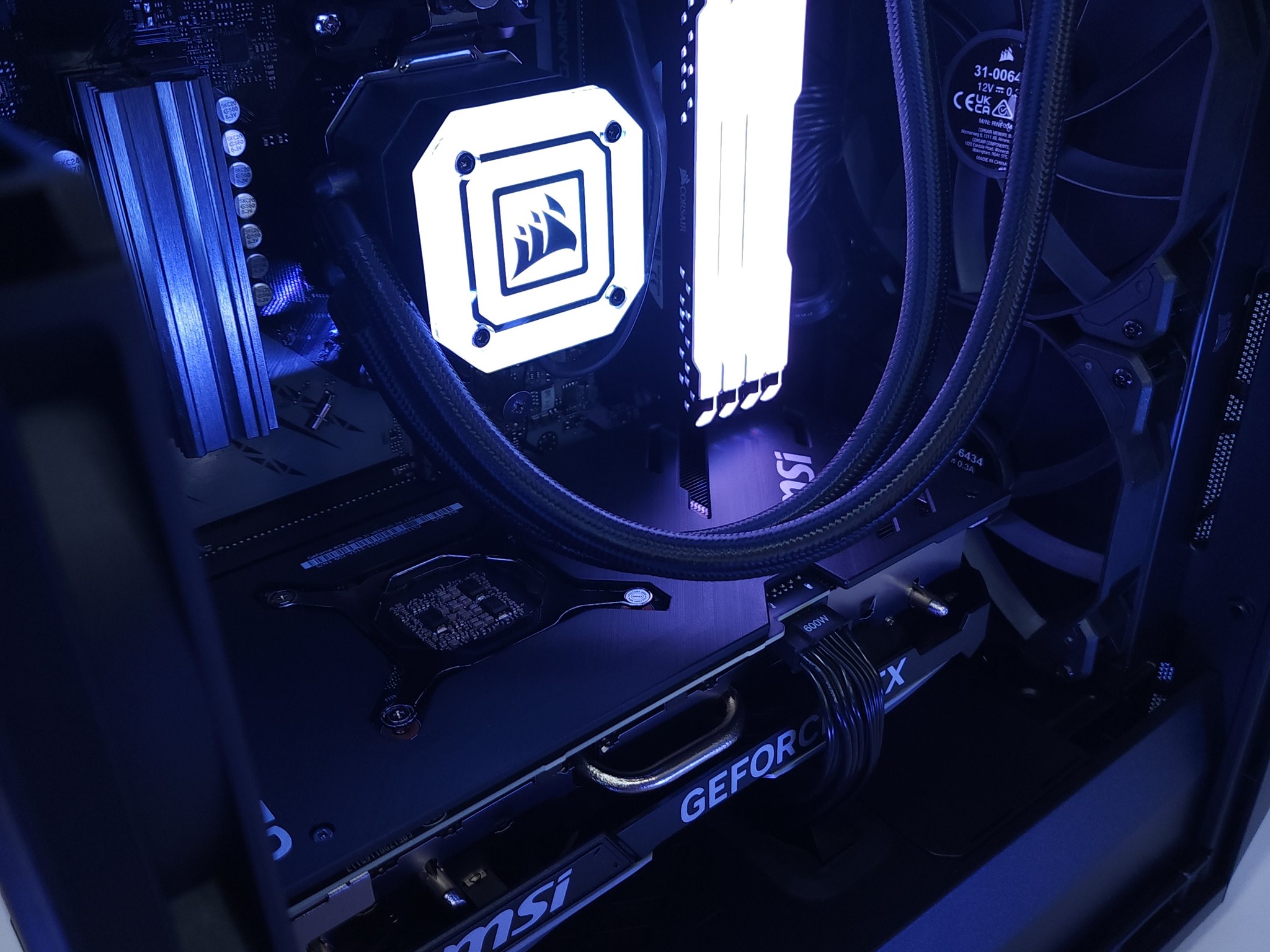 🤍🖤1440p Gaming | RTX 4070Ti | Ryzen 7 5700X | 32GB 3600MHz | 1TB NVMe SSD | FREE SHIPPING