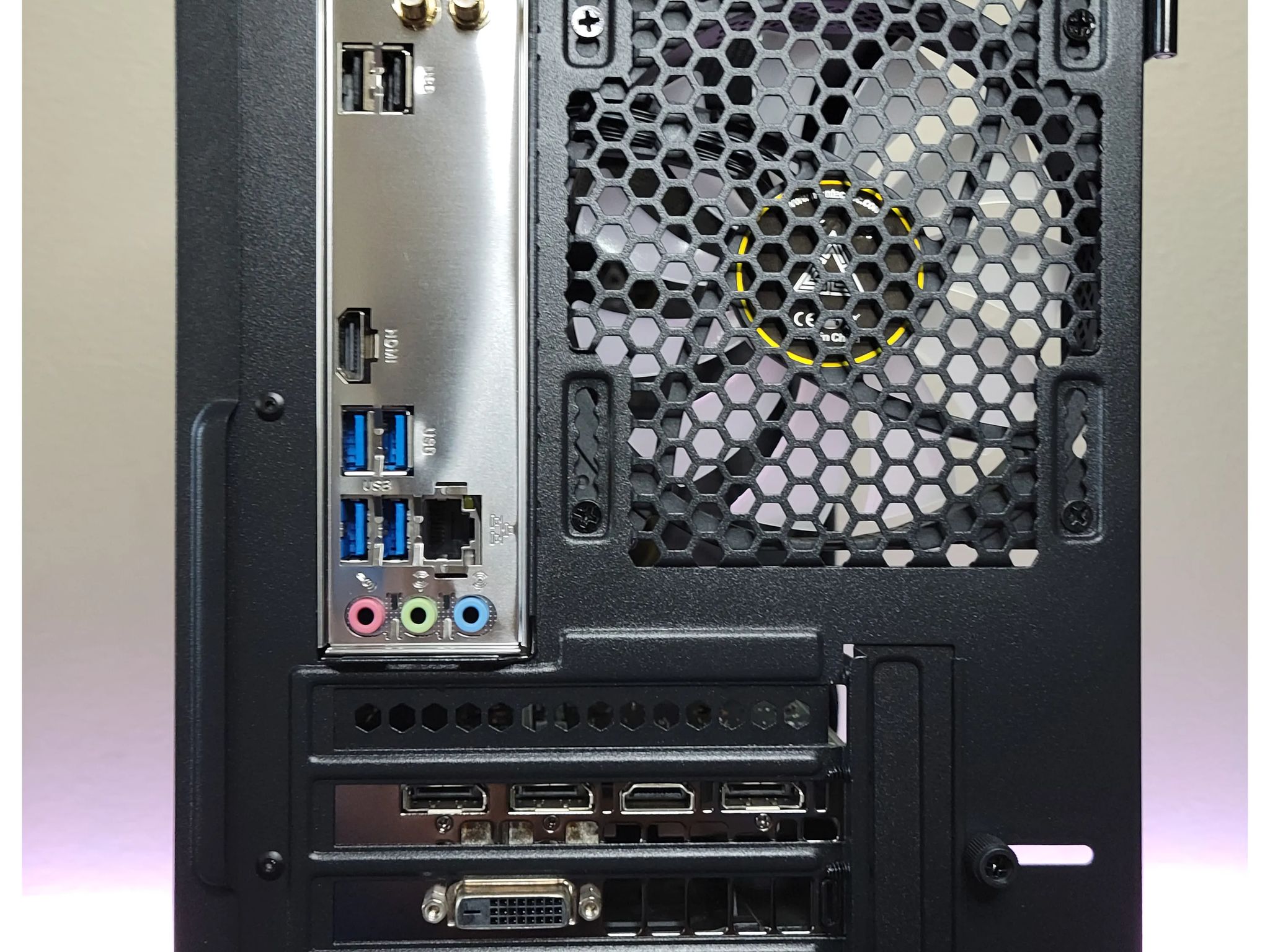 GTX 1060 | Ryzen 5 2600 | Wi-Fi | 1080p Gaming PC