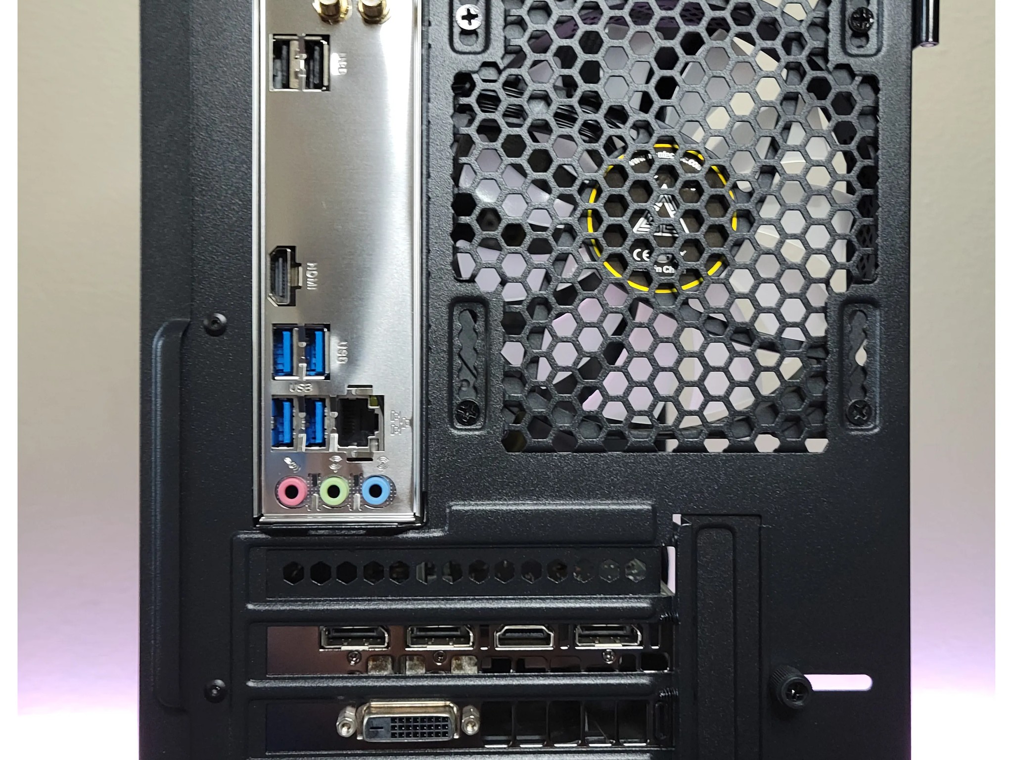 GTX 1060 | Ryzen 5 2600 | Wi-Fi | 1080p Gaming PC