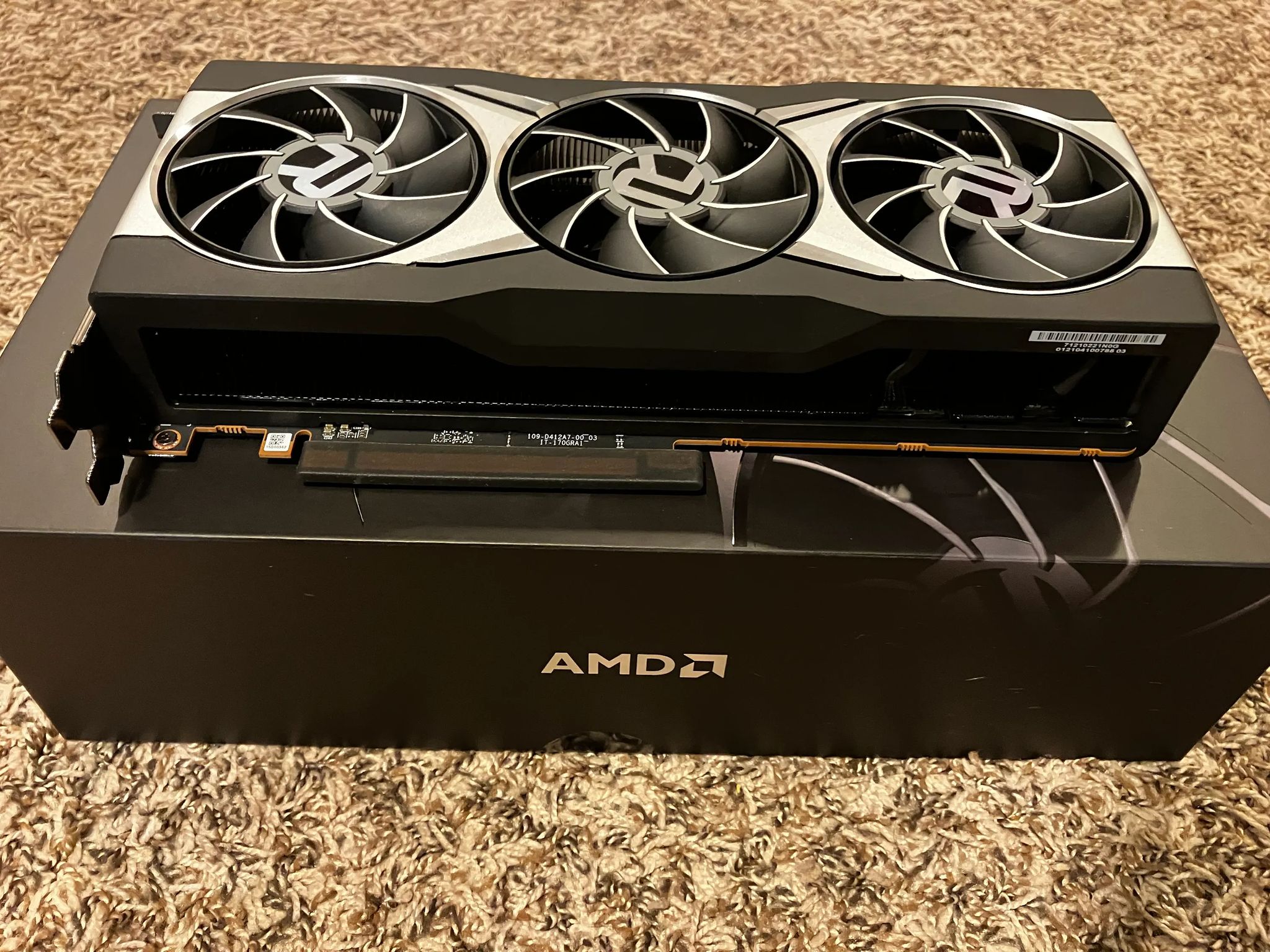 AMD Radeon RX 6900XT
