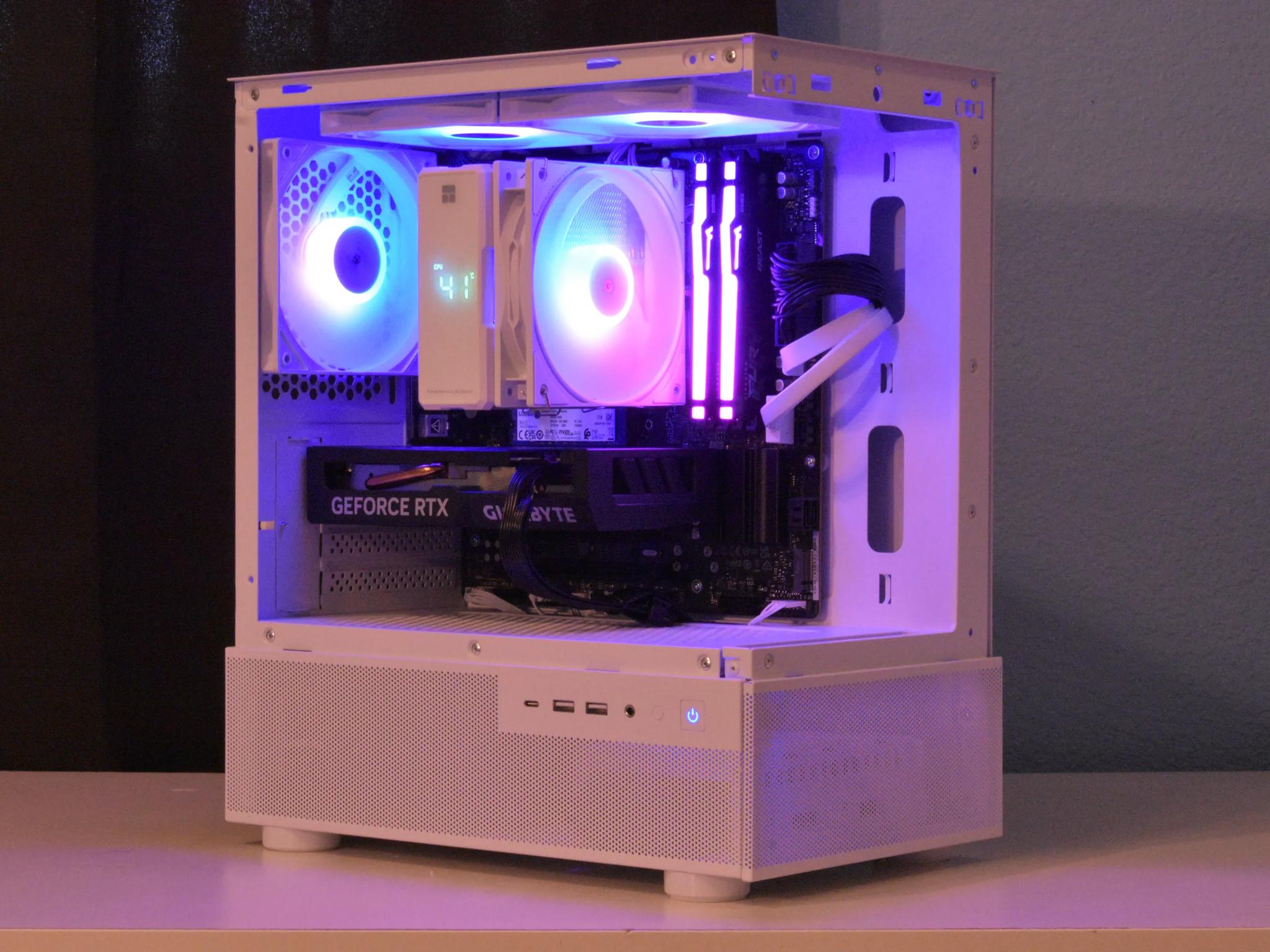 ⬜Whiteout v2⬜ Ryzen 5 7500F | RTX 4060 8GB | 16GB Ram 6000mhz | 1TB nVME Gen4 SSD | Win11 Pro + Wifi