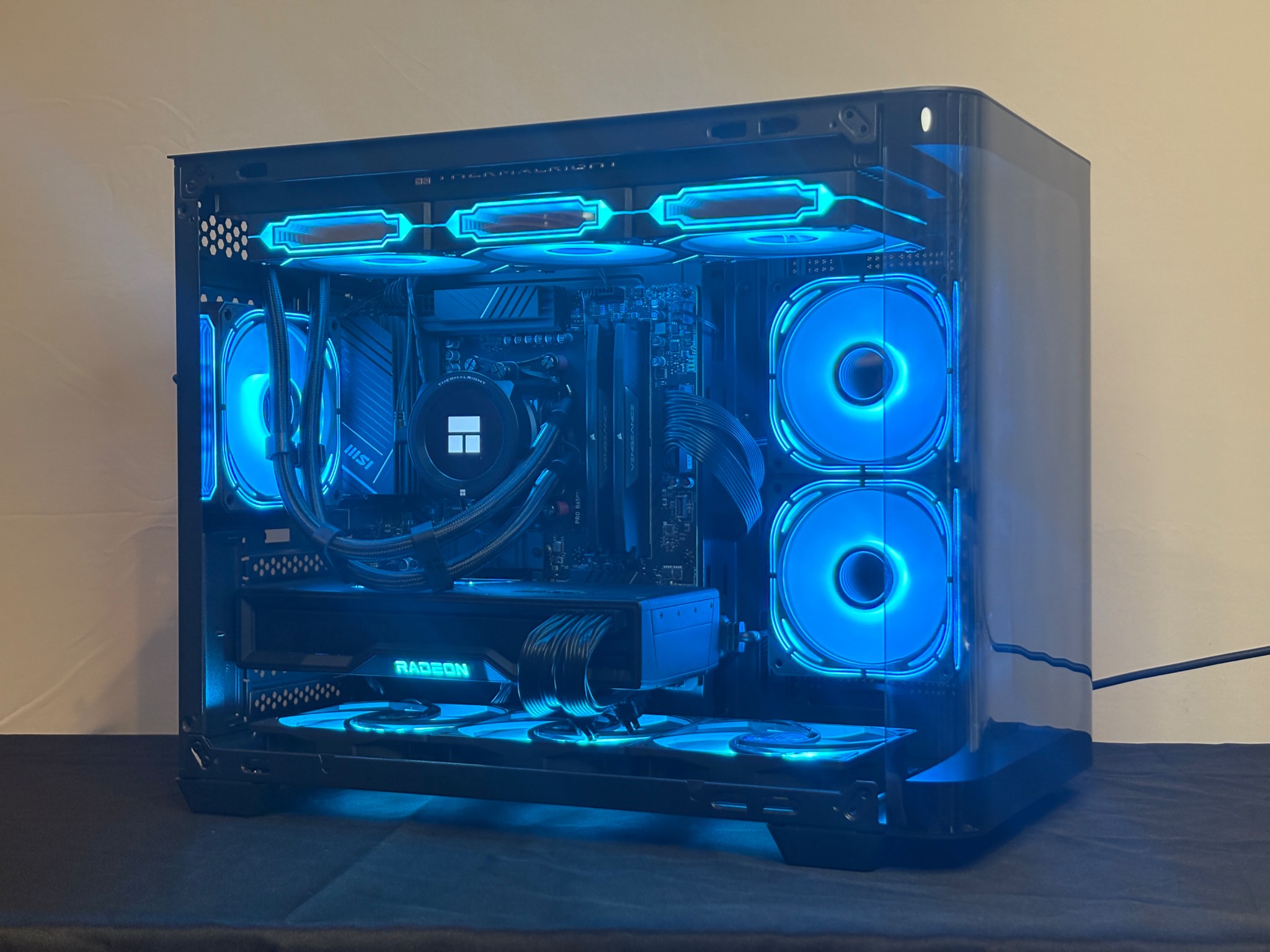 🖤 4K Gamer | RX 6950XT | Ryzen 5 9600X | 32GB DDR5 | Customizable LCD Liquid Cooler