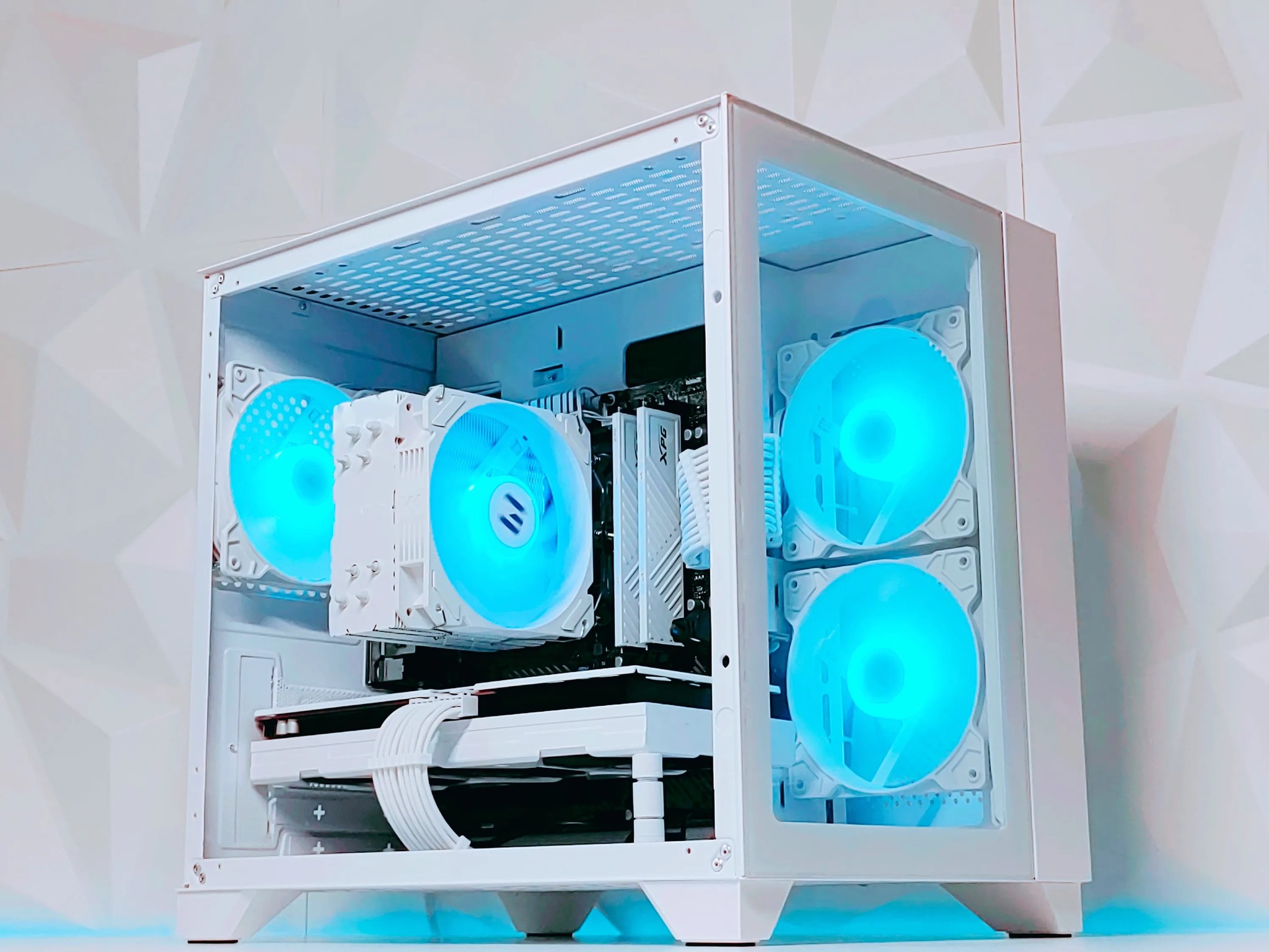 🤍🏔️Alaska🏔️❄️Gaming PC❄️AMD RX VEGA 56 8GB❄️AMD Ryzen 7 1700 8 core❄️16GB DDR4❄️500GB NVME SSD