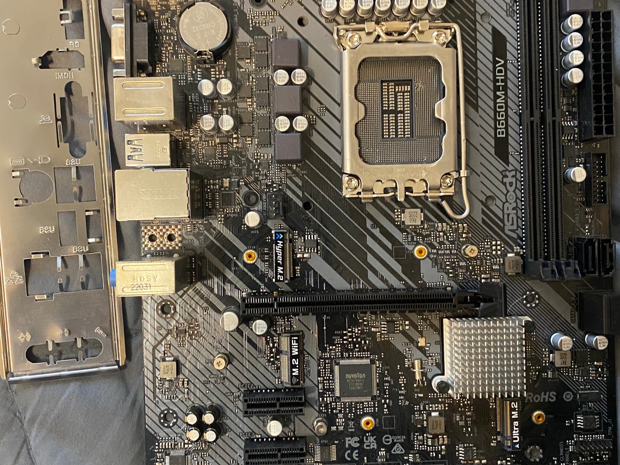 ASRock B660M-HDV Motherboard LGA 1700 Bent Pins not working but can if pins are fixed