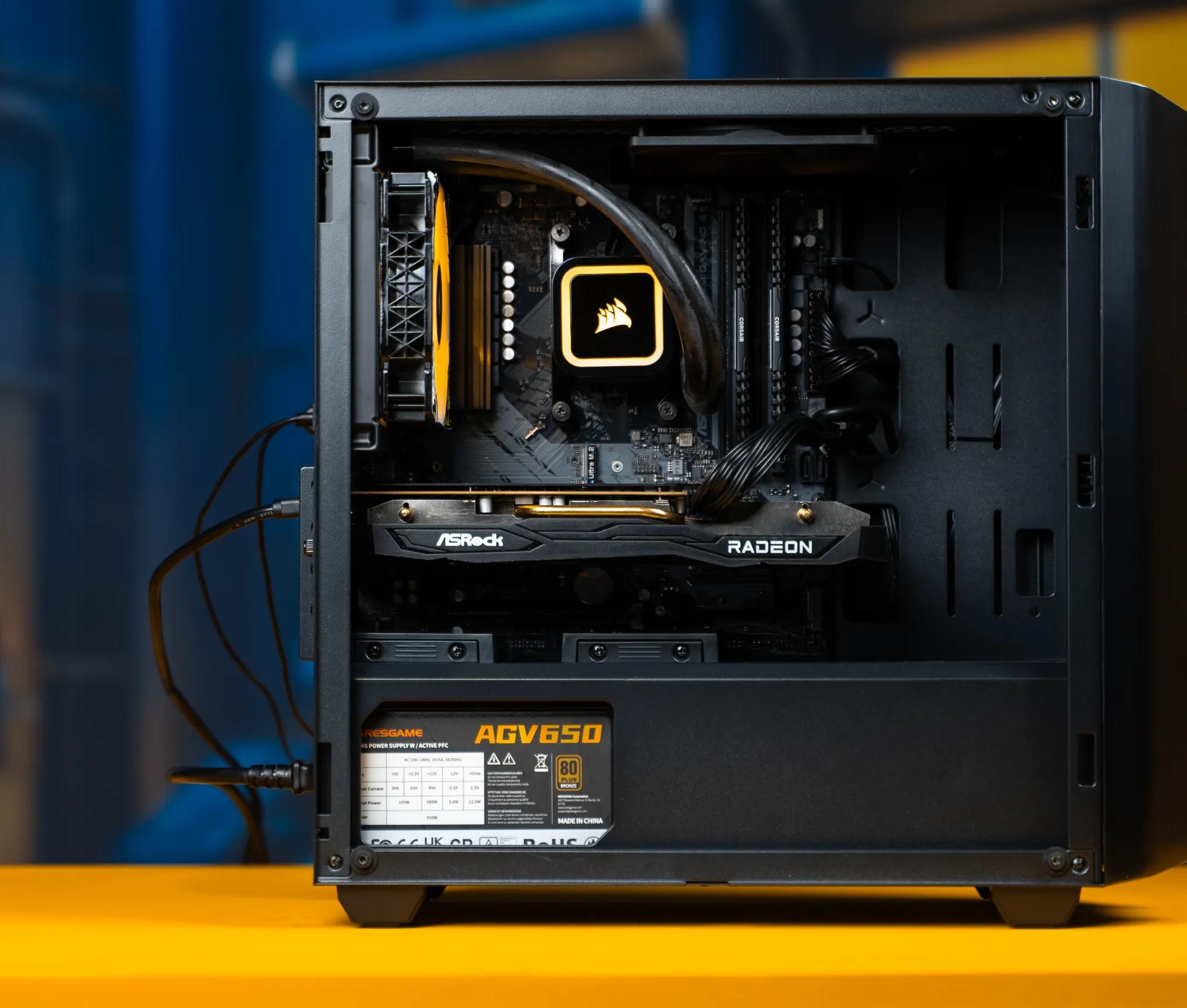 “Scolytinae” RX 7600 Ryzen 5 16GB Windows 11 .5TB Gaming PC Powerhouse