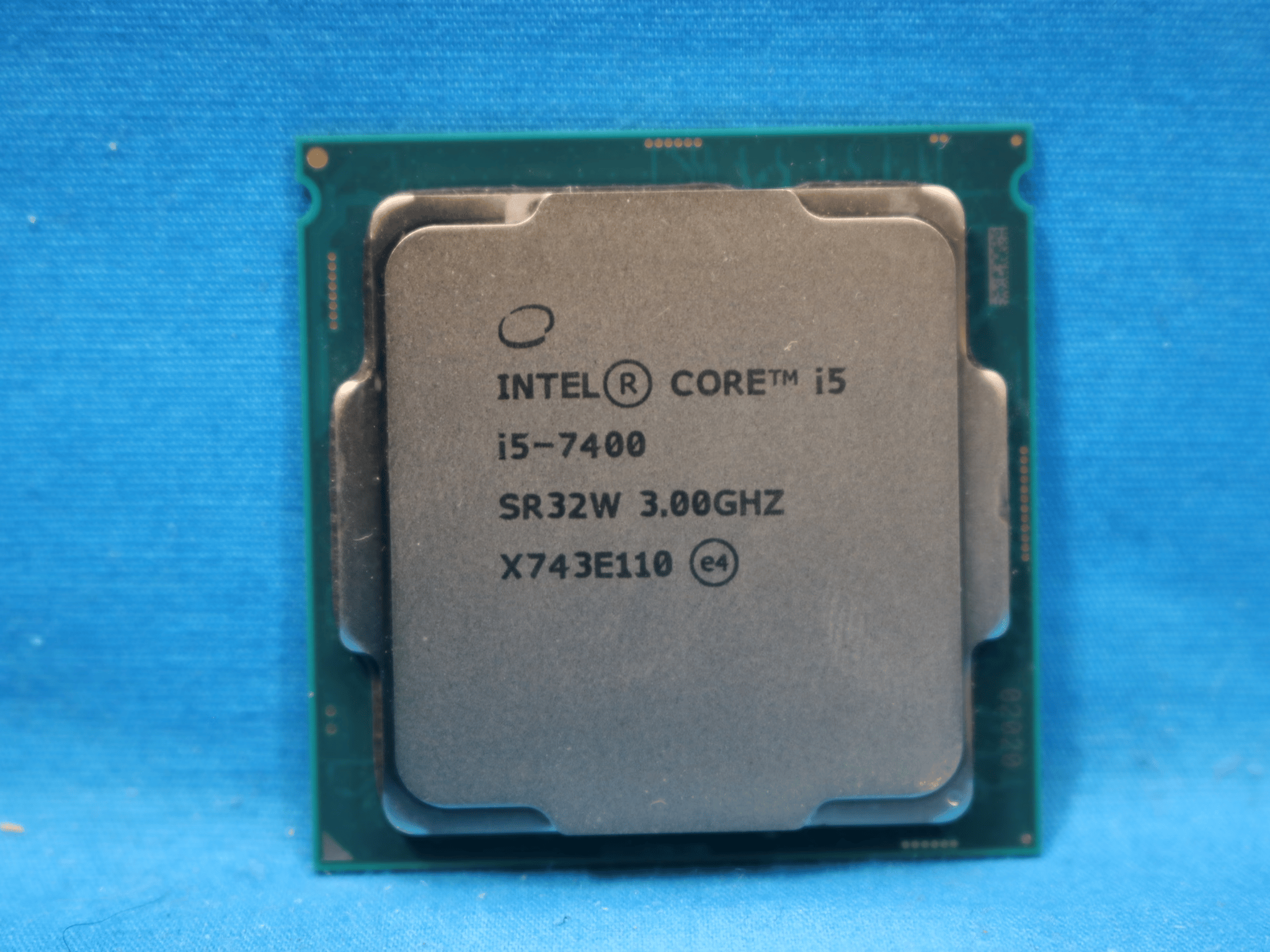 Intel Core i5-7400 3.00GHz LGA1151/Socket H4 Quad-Core 6MB Desktop CPU SR32W