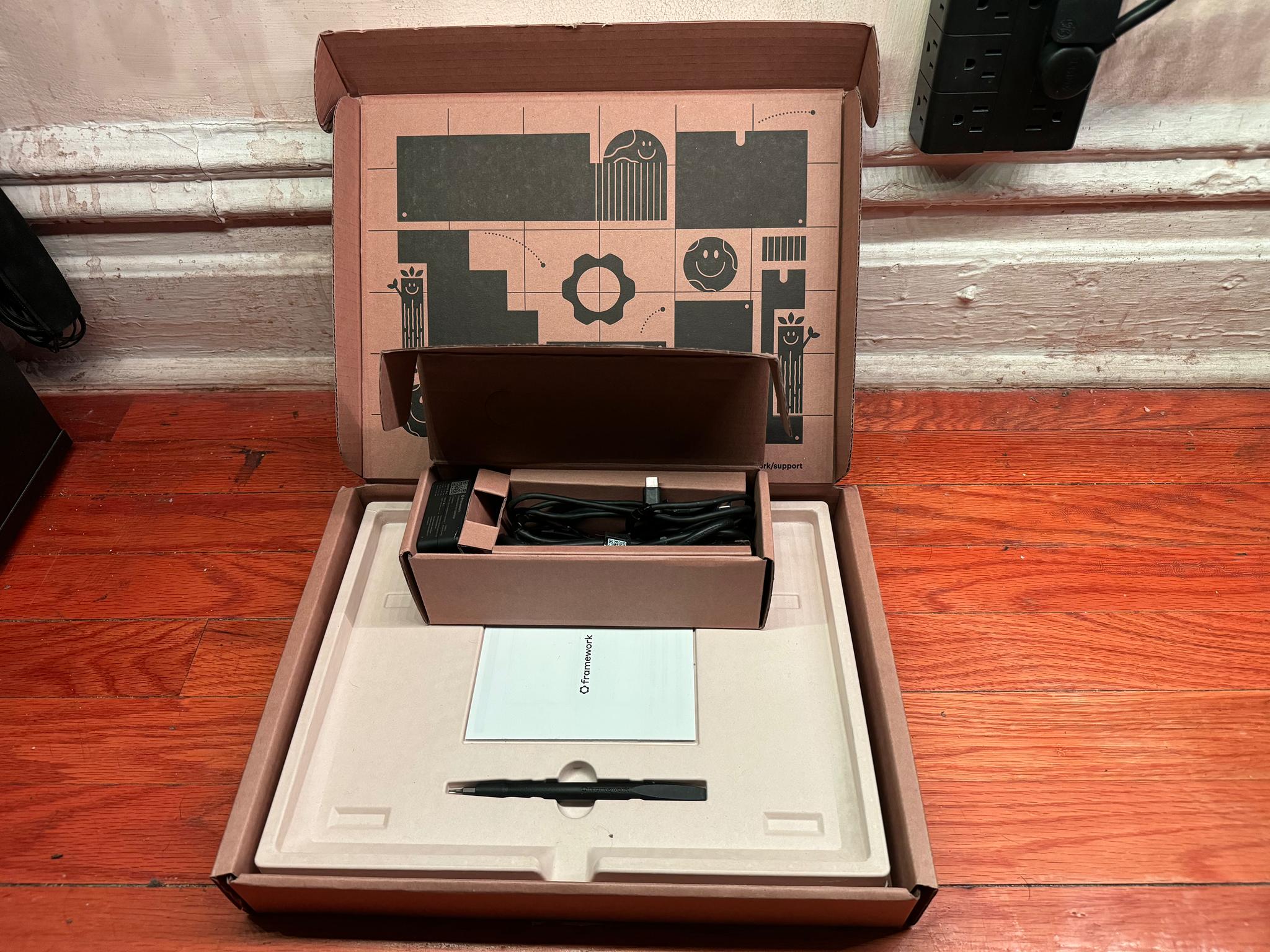 Framework 13_DIY US - Perfect Condition - Original Packaging & Parts / Some Upgraded