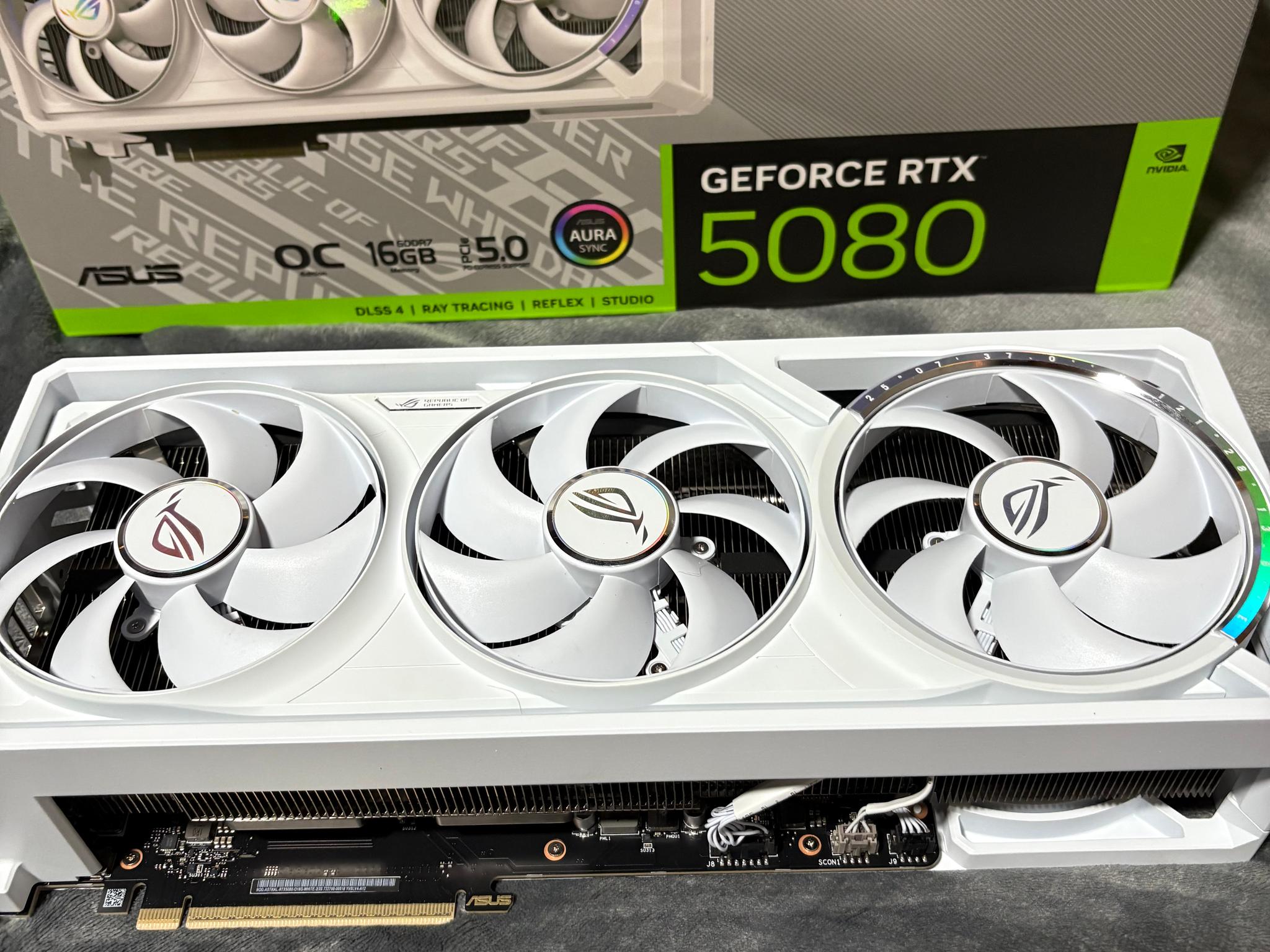 Barely used! Asus ROG astral 5080 OC in white!