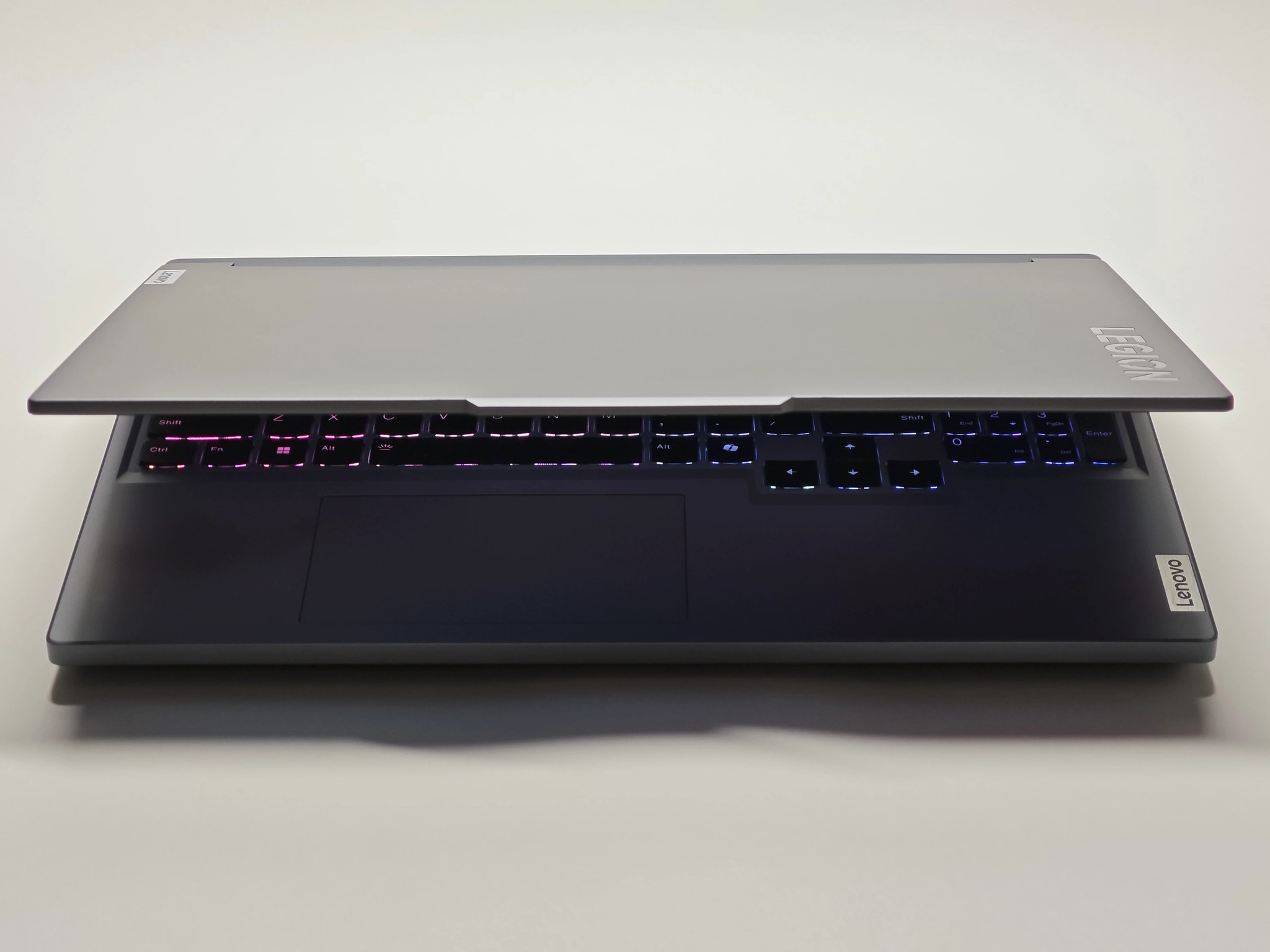 Legion 5i 16" 2024, i7 14650HX, RTX4050, 32GB RAM, 2.5TB SSD, 2560x1600 165Hz, Condition: Excellent