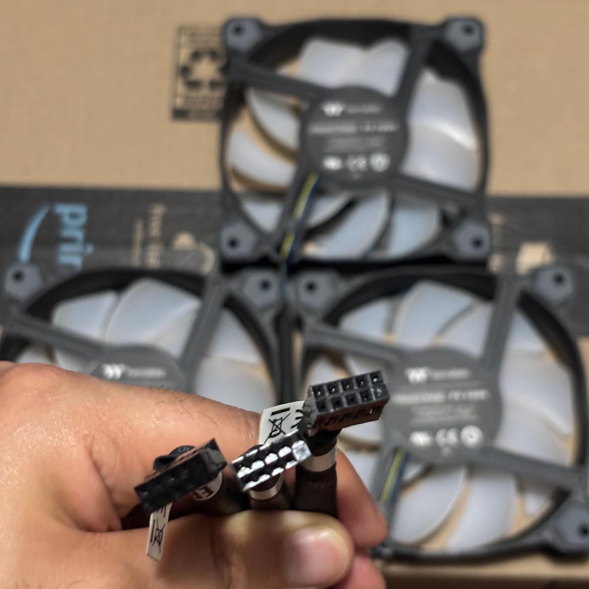 Pure Plus RGB TT Premium Edition 56.45 CFM 120 mm Fans 3-Pack