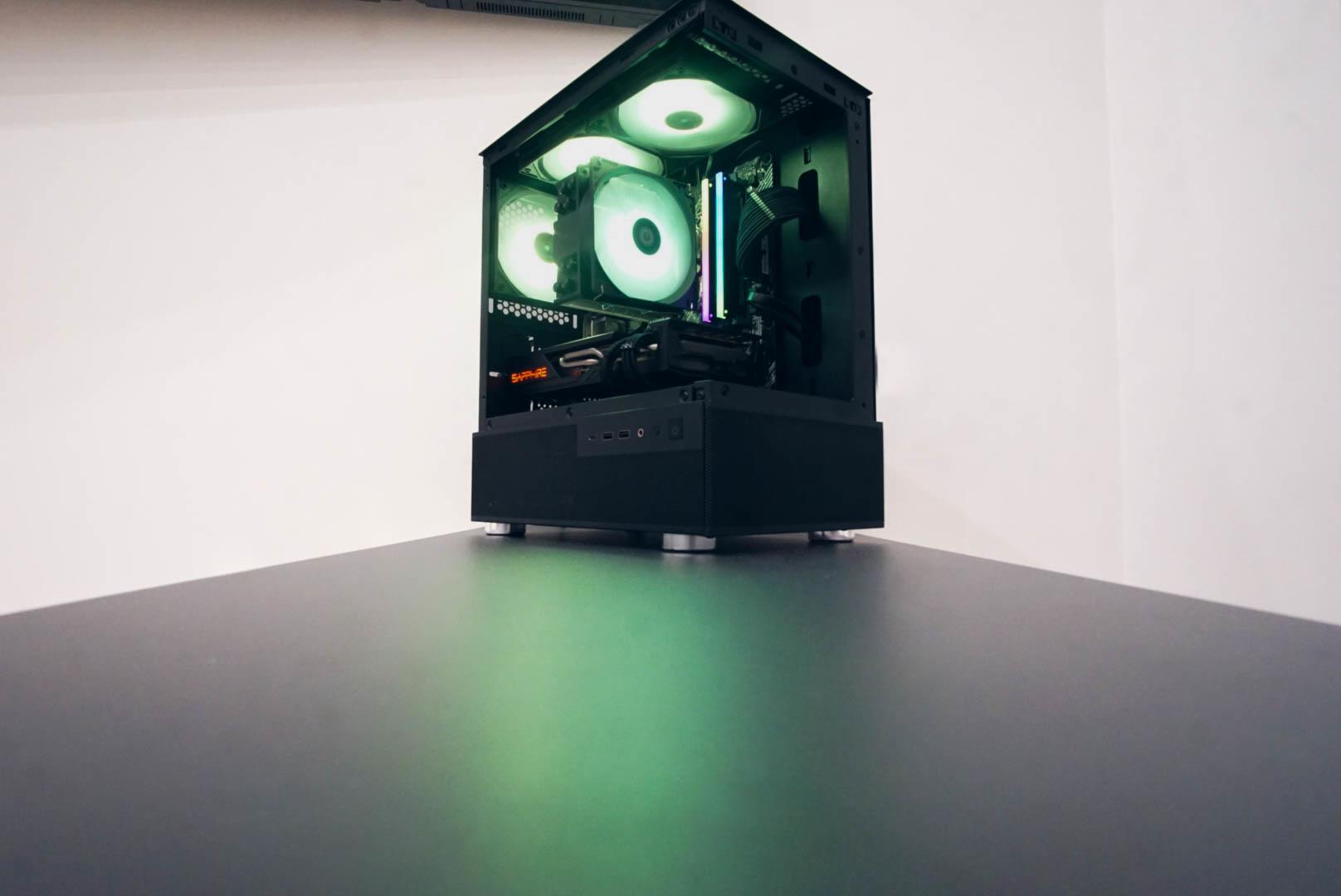 RX 5700XT|R5 5500| 32GB DDR4|1TB SSD|