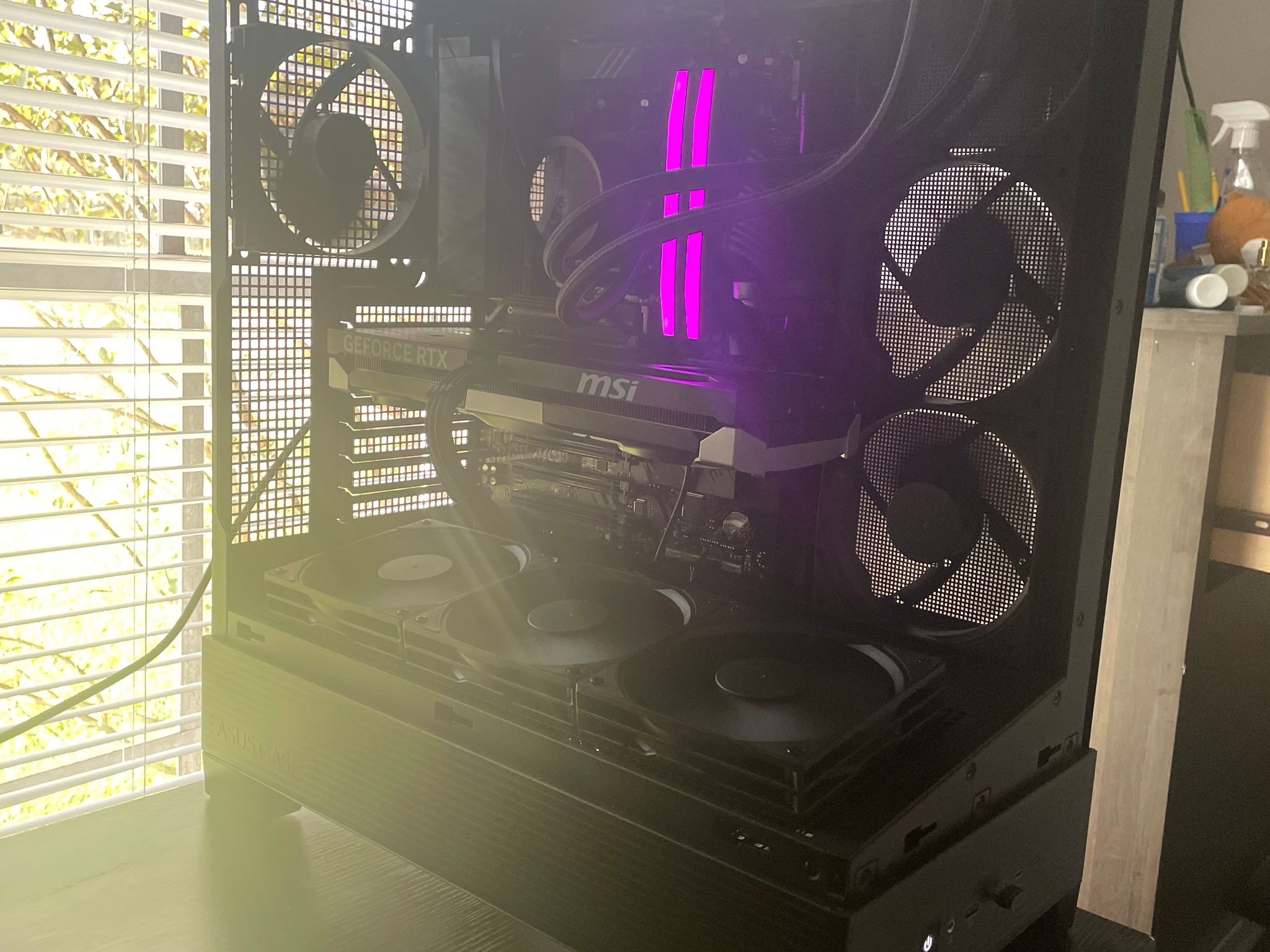 Insane Ryzen 5 8400f + RTX 5060 Gaming PC