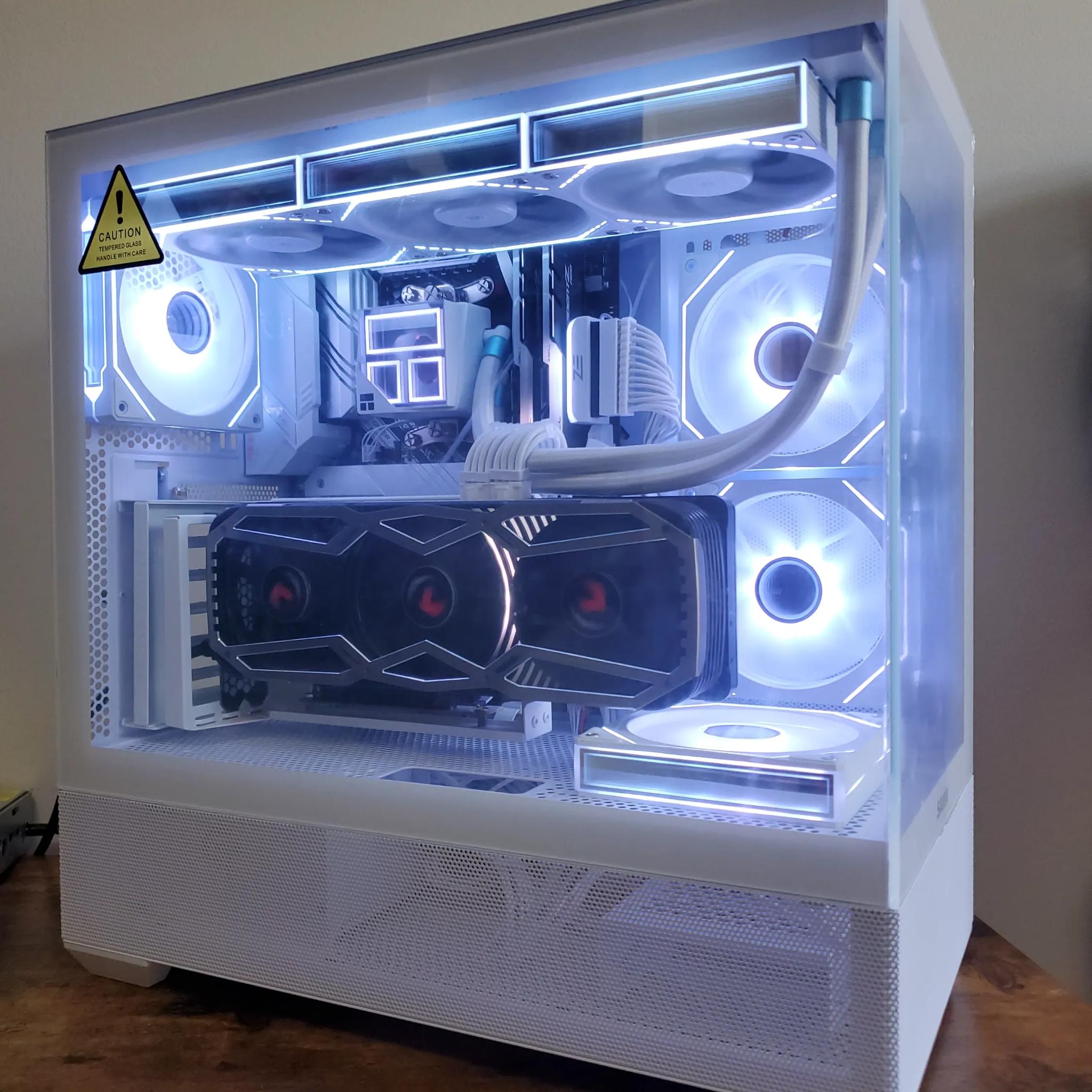 *License to Chrome*  | RTX 3070 | Ryzen 5 5600X | RGB AIO | 32GB DDR4 RGB RAM | 1TB NVME | Wifi/BT