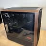 7800X3D + RTX 5070 Ti | Lian Li 217 Wood Build | 1440p/4K Gaming Beast – RGB-Free Minimalist