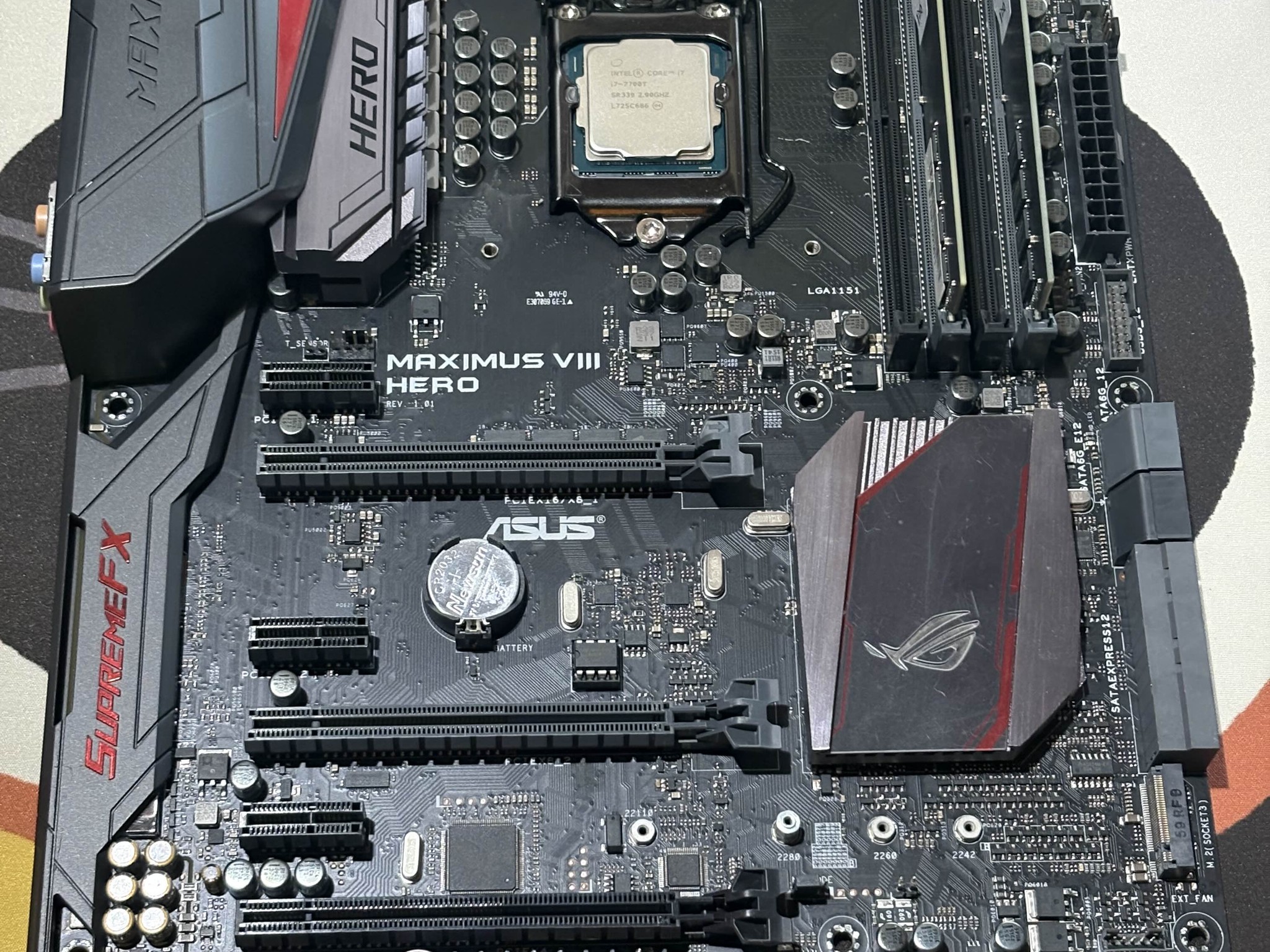 ASUS ROG Maximus VIII Hero + Intel i7-7700T + 16GB DDR4 + Wi-Fi + RGB Hub