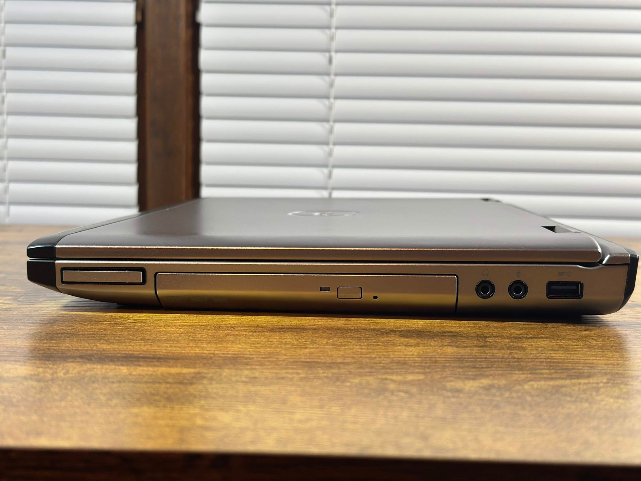 Dell Vostro 3550 | Intel i5 2520M | 8GB DDR3 | 256GB SSD | HD Graphics | Win11 | 15.6" Laptop