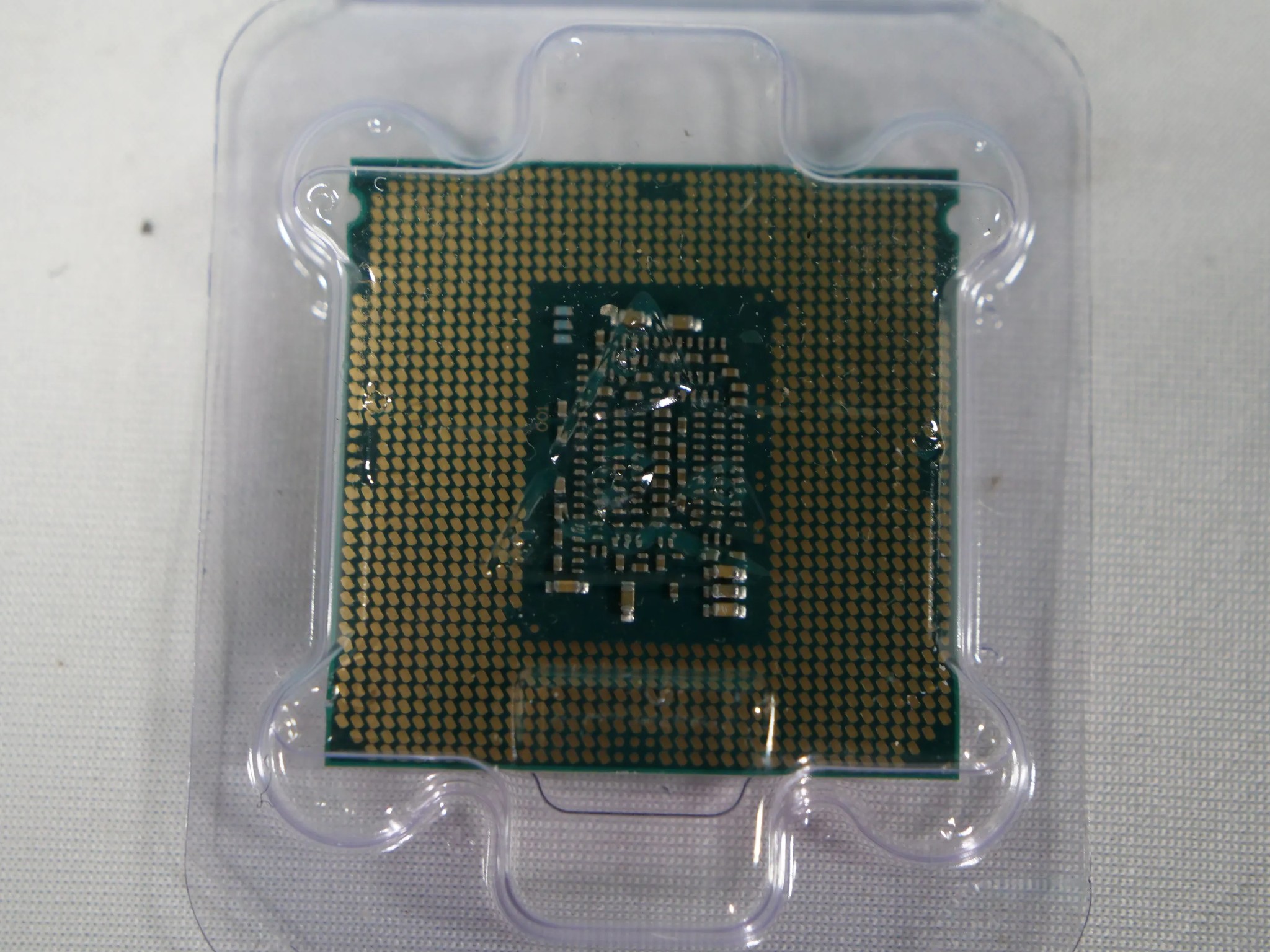 i5-6400 @ 2.7 ghz. Free Ship!