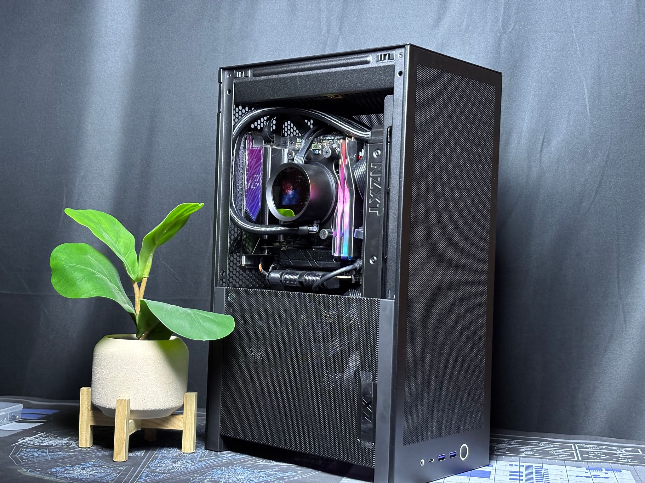 ⚡SMALL AND POWERFUL⚡ RTX 5070 12GB | Ryzen 5 7600X3D | 32GB DDR5 | 1TB SSD