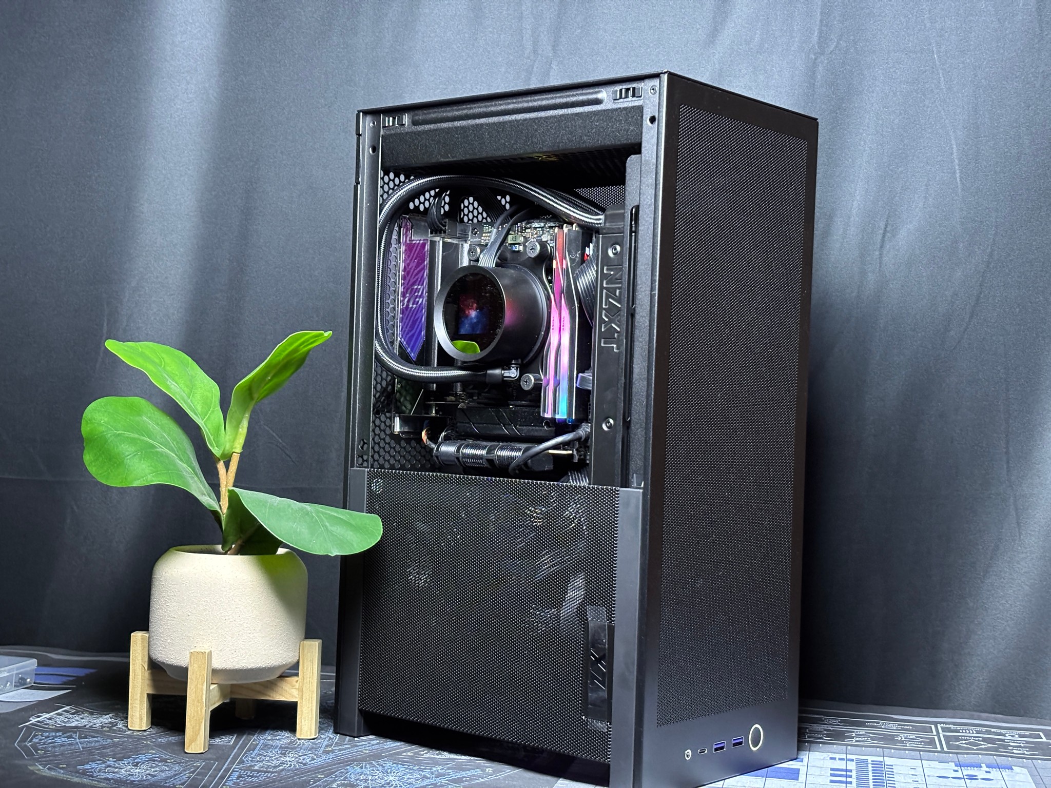 ⚡SMALL AND POWERFUL⚡ RTX 5070 12GB | Ryzen 5 7600X3D | 32GB DDR5 | 1TB SSD