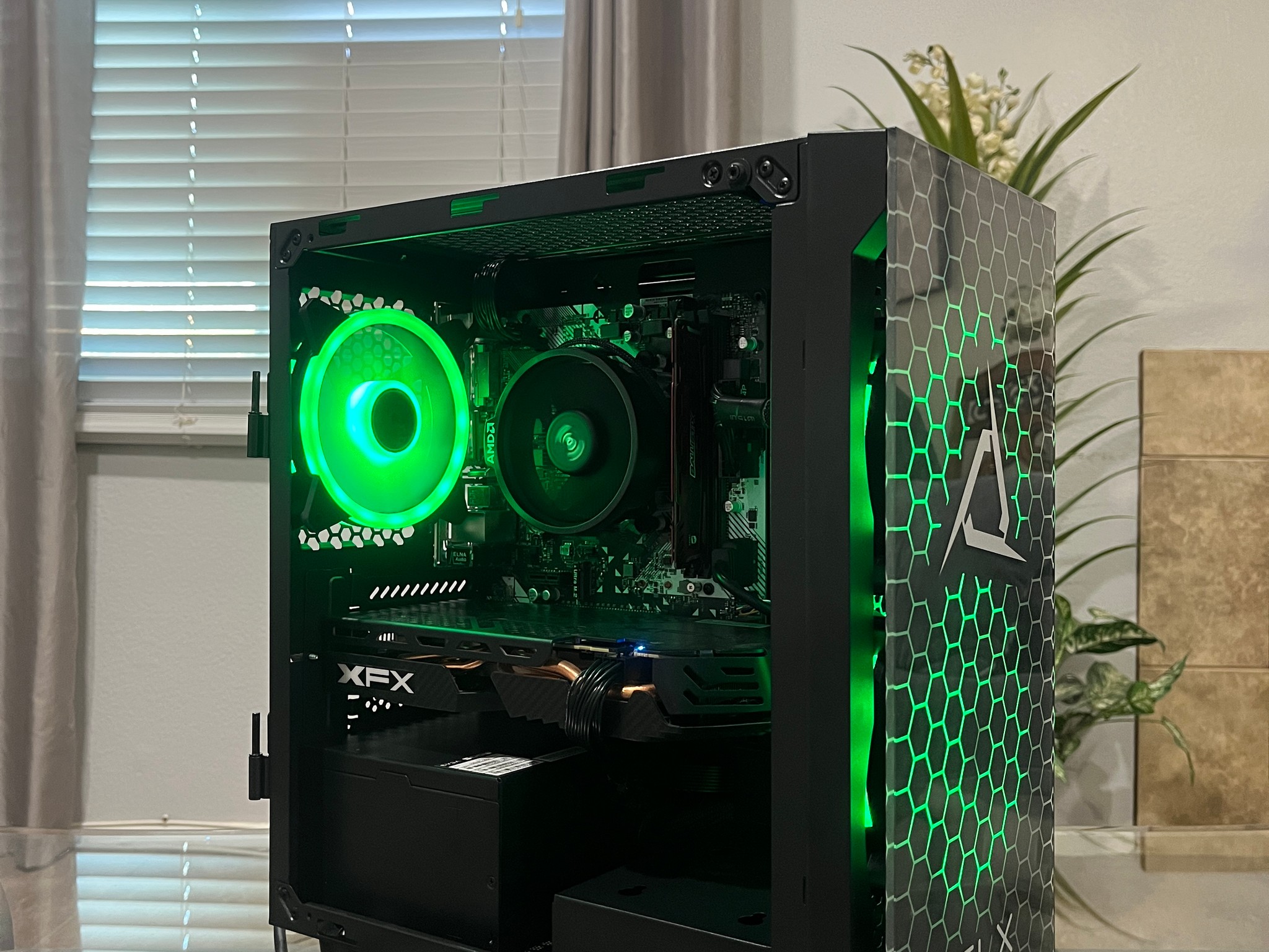 RX 580 8GB, Ryzen 7 1700, 8GB RAM | Black RGB Gaming Computer/PC
