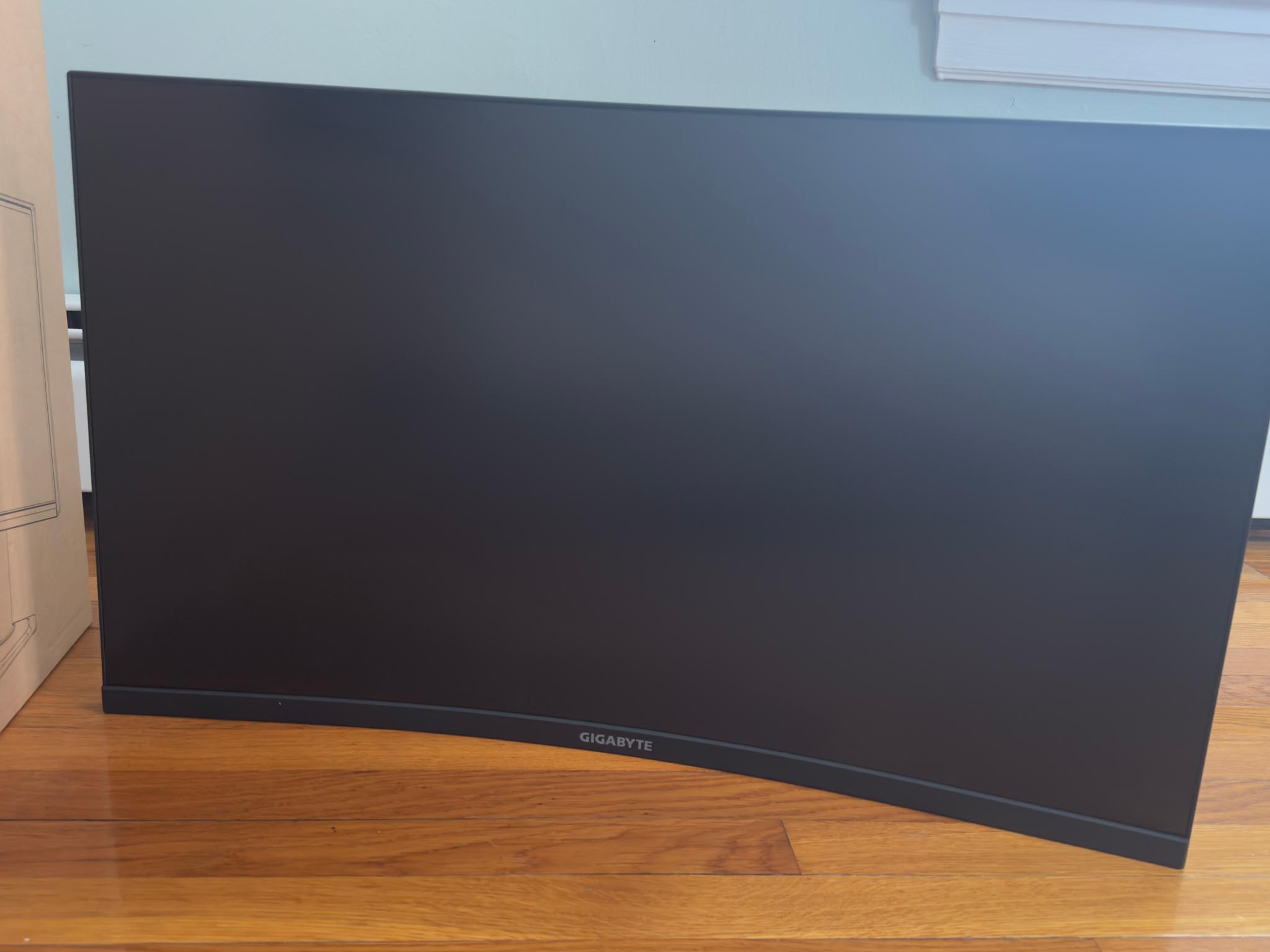 GIGABYTE G32QC