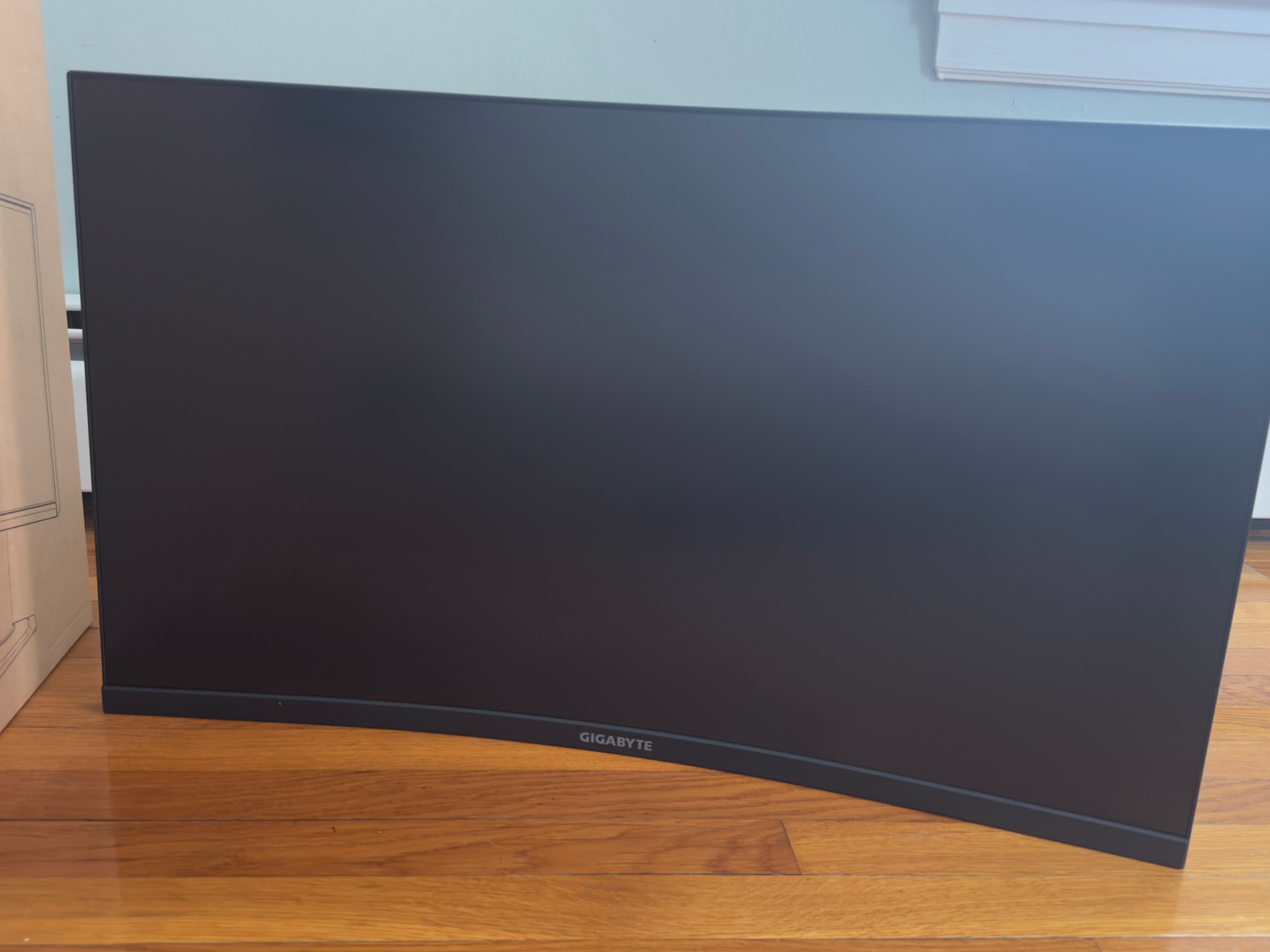 GIGABYTE G32QC