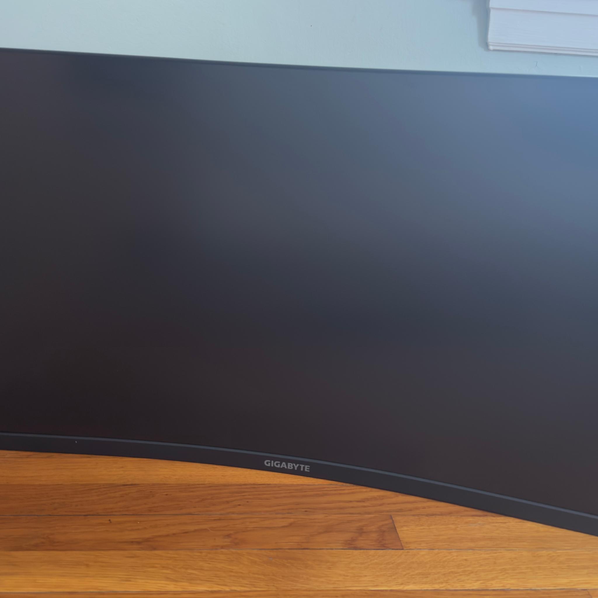 GIGABYTE G32QC