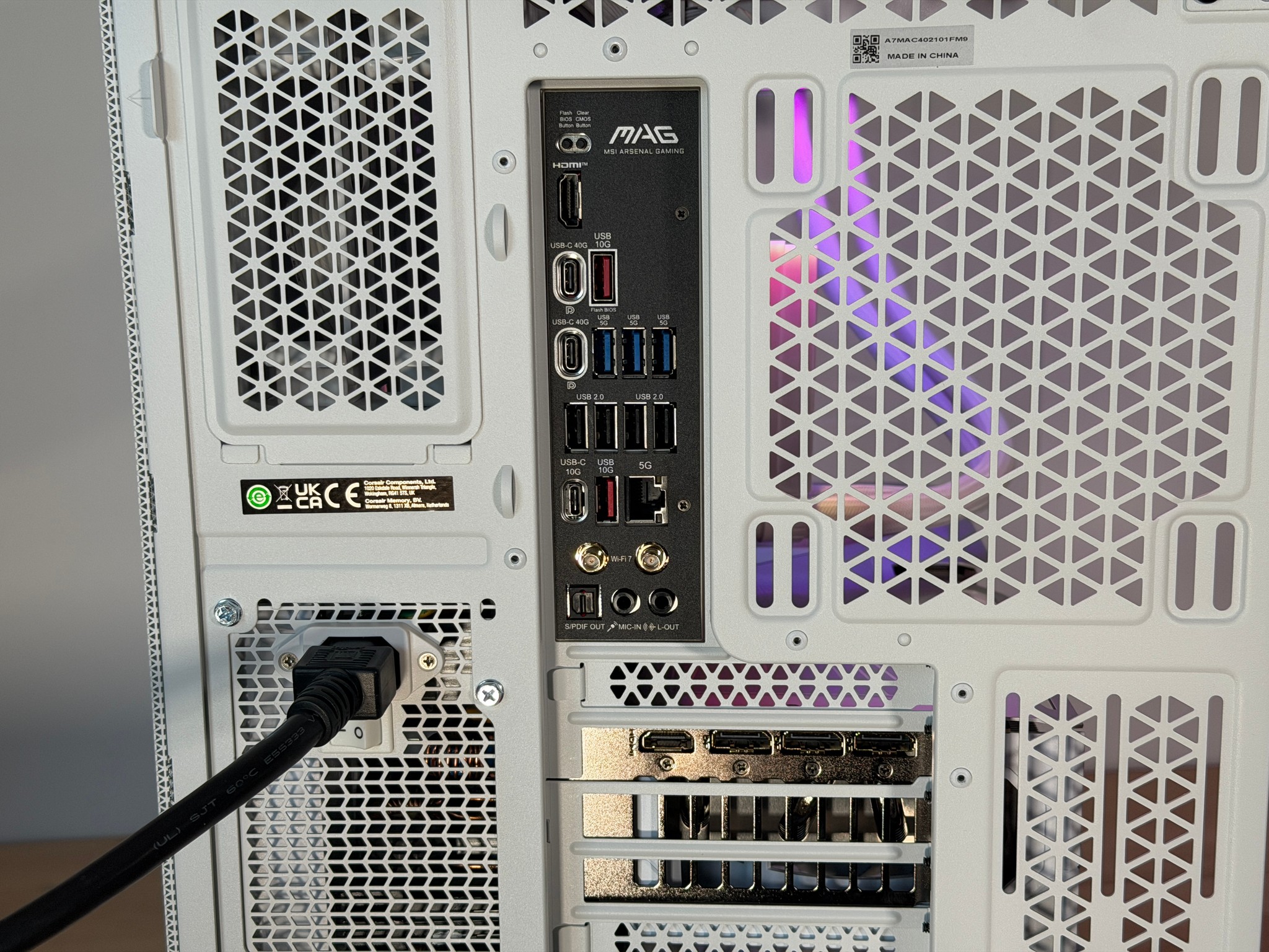 RTX 5080 Aorus Master Ryzen 7 9800x3d Gaming PC