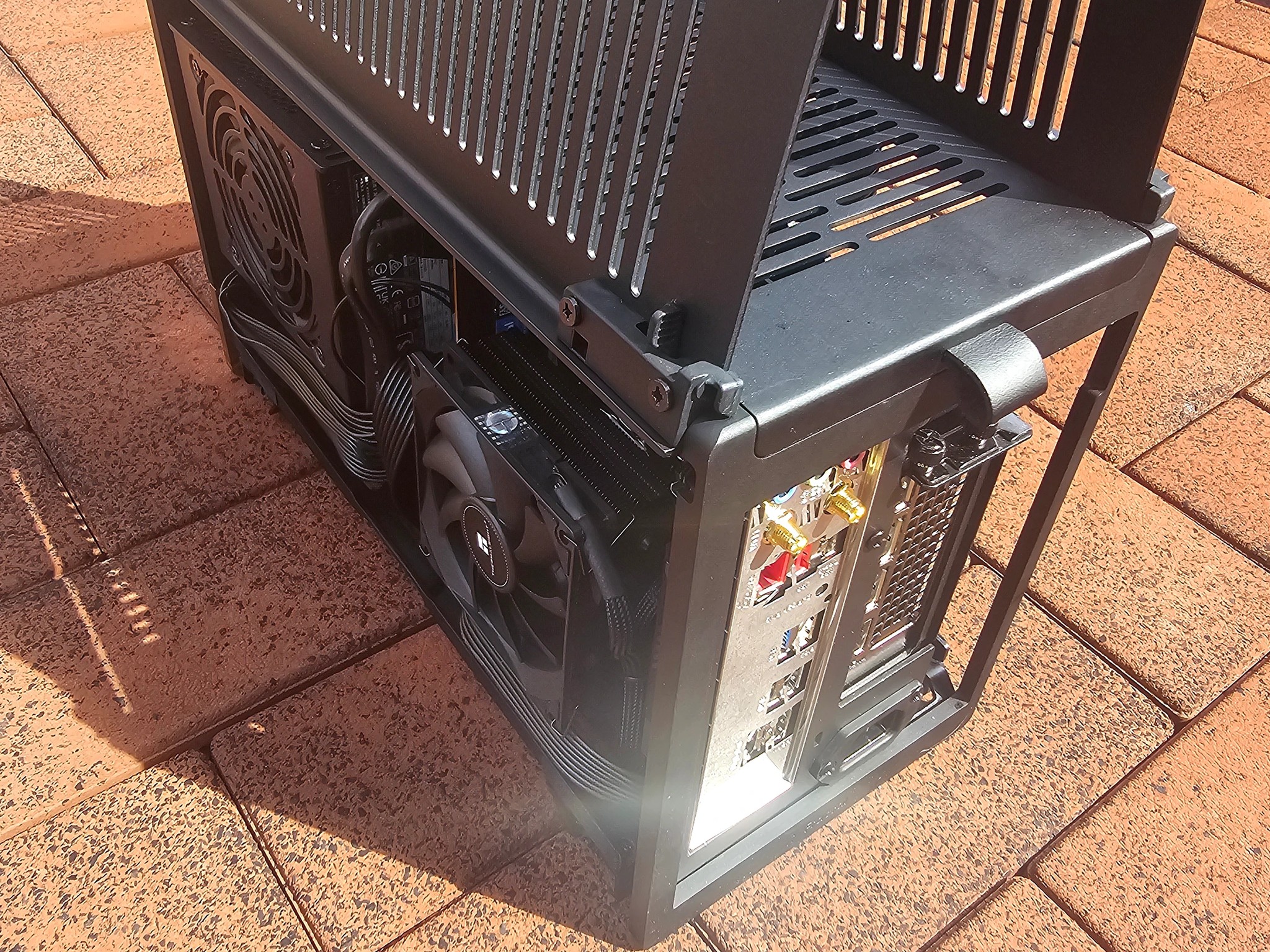 Compact 1440p Monster | NVidia RTX 4060Ti 16GB | AMD Ryzen 5 7600X