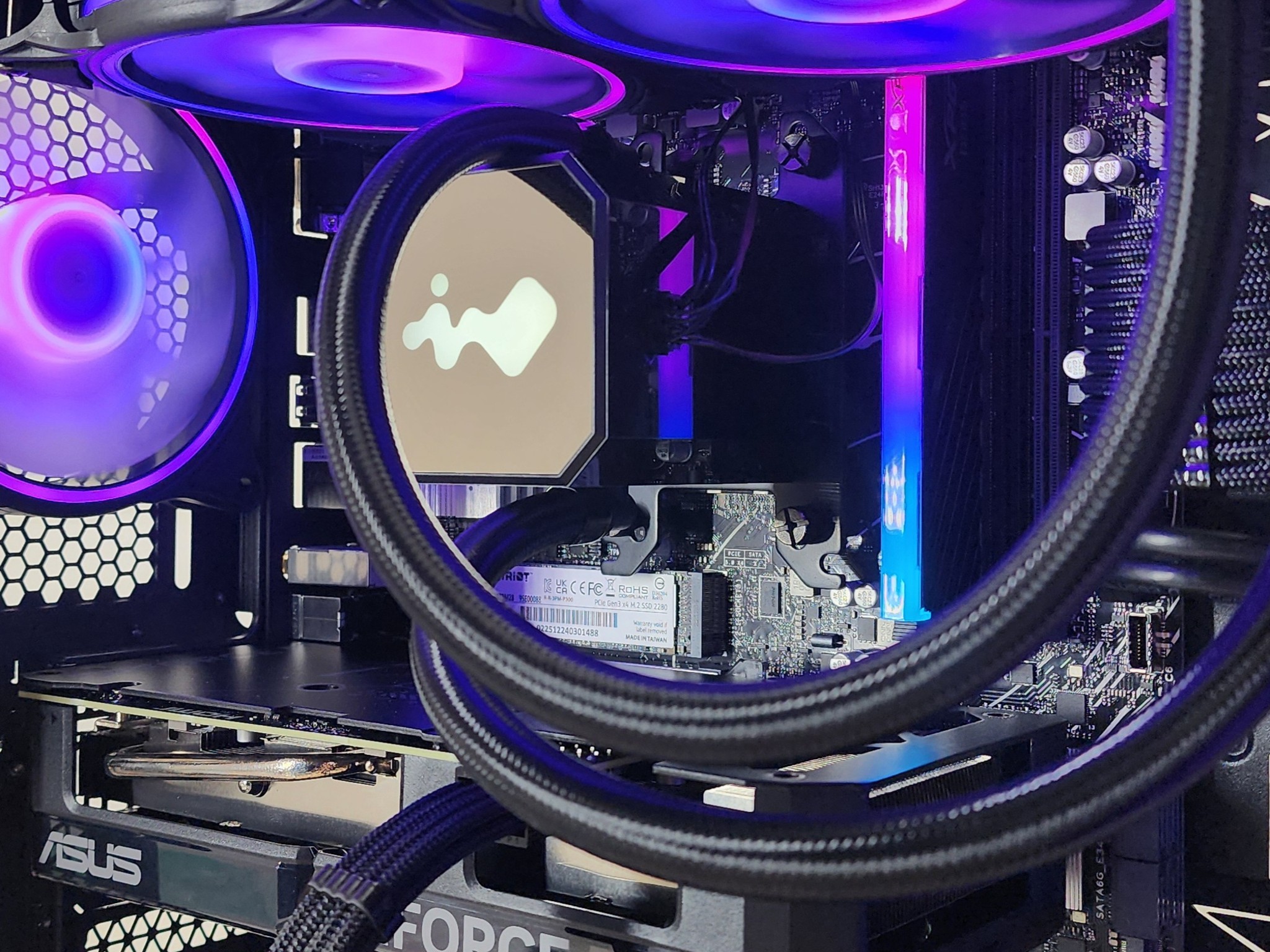 Gaming PC Ryzen 5 9600X 16GB RAM 1TB SSD RTX 4060 Ti 8GB Windows 11 Computer
