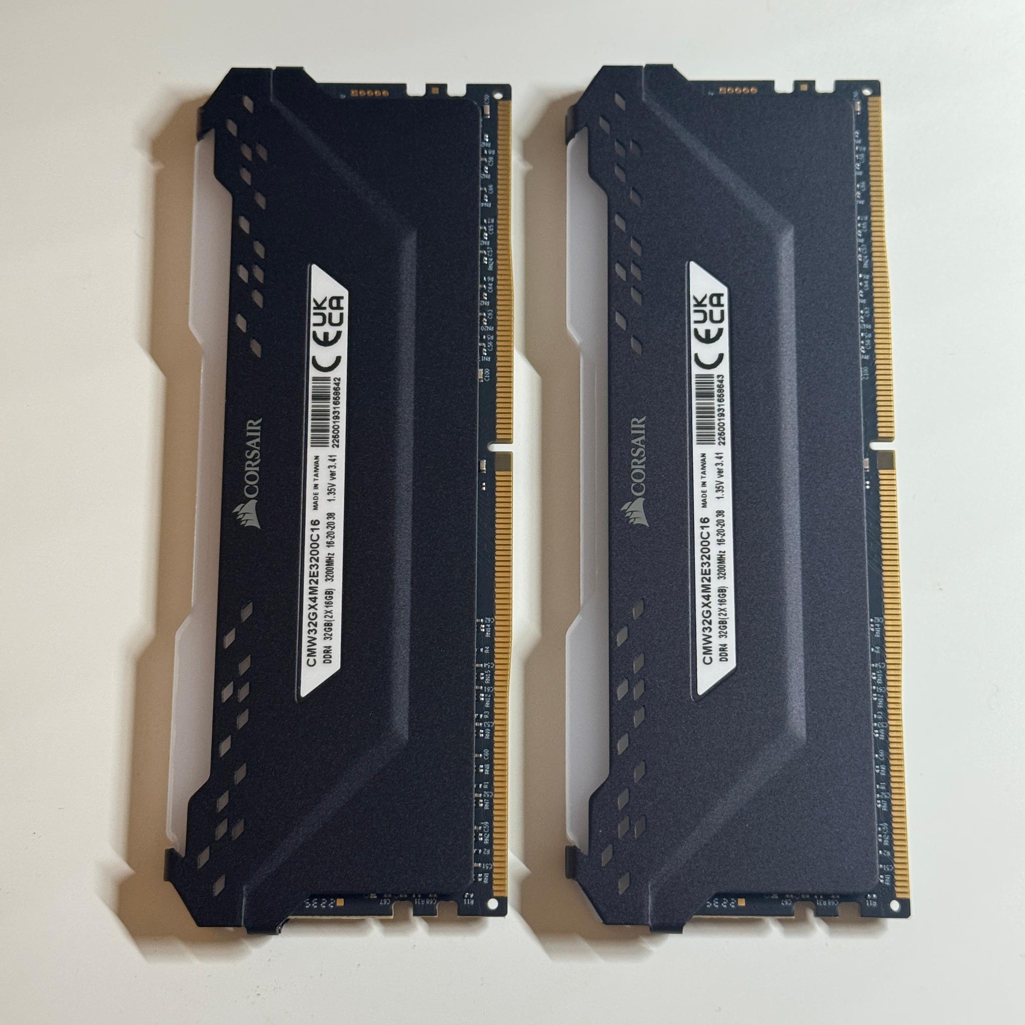 Corsair Vengeance RGB DDR4 32GB