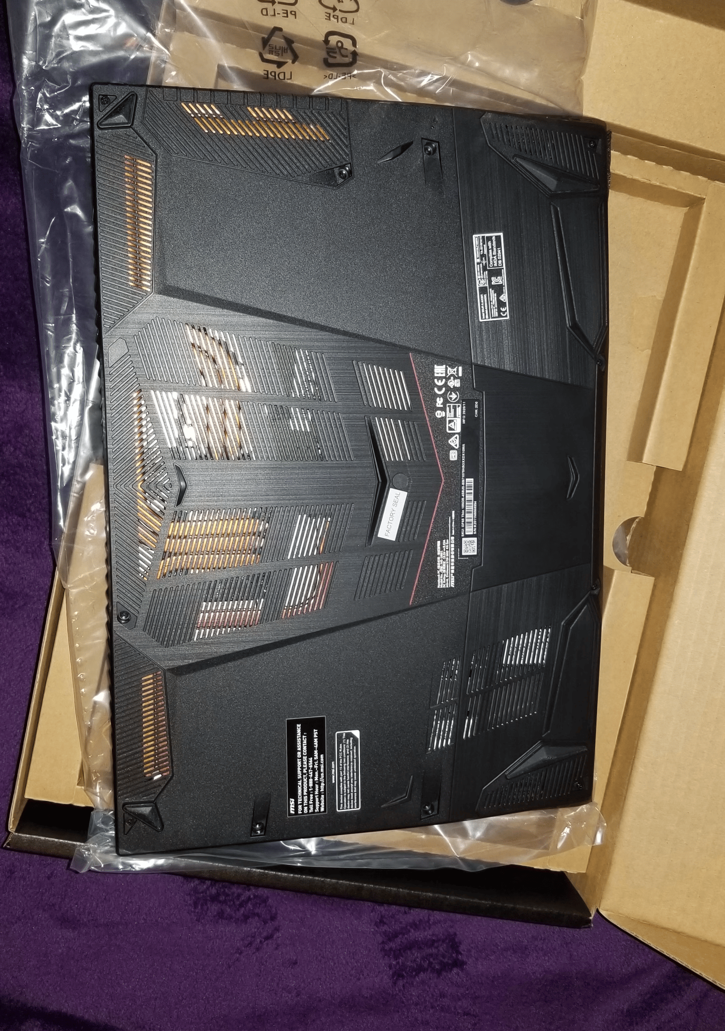 Intel i7 10750h Gtx 1660 TI 8 gb ddr4 it's in good condition  works 100 present 