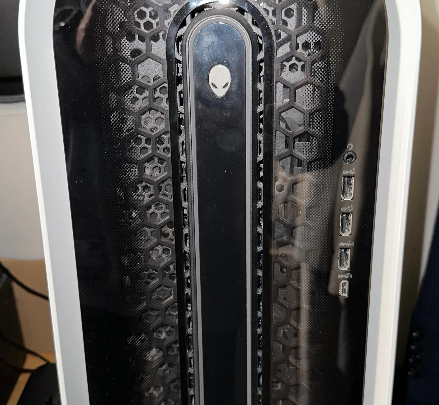 Alienware Aurora R15