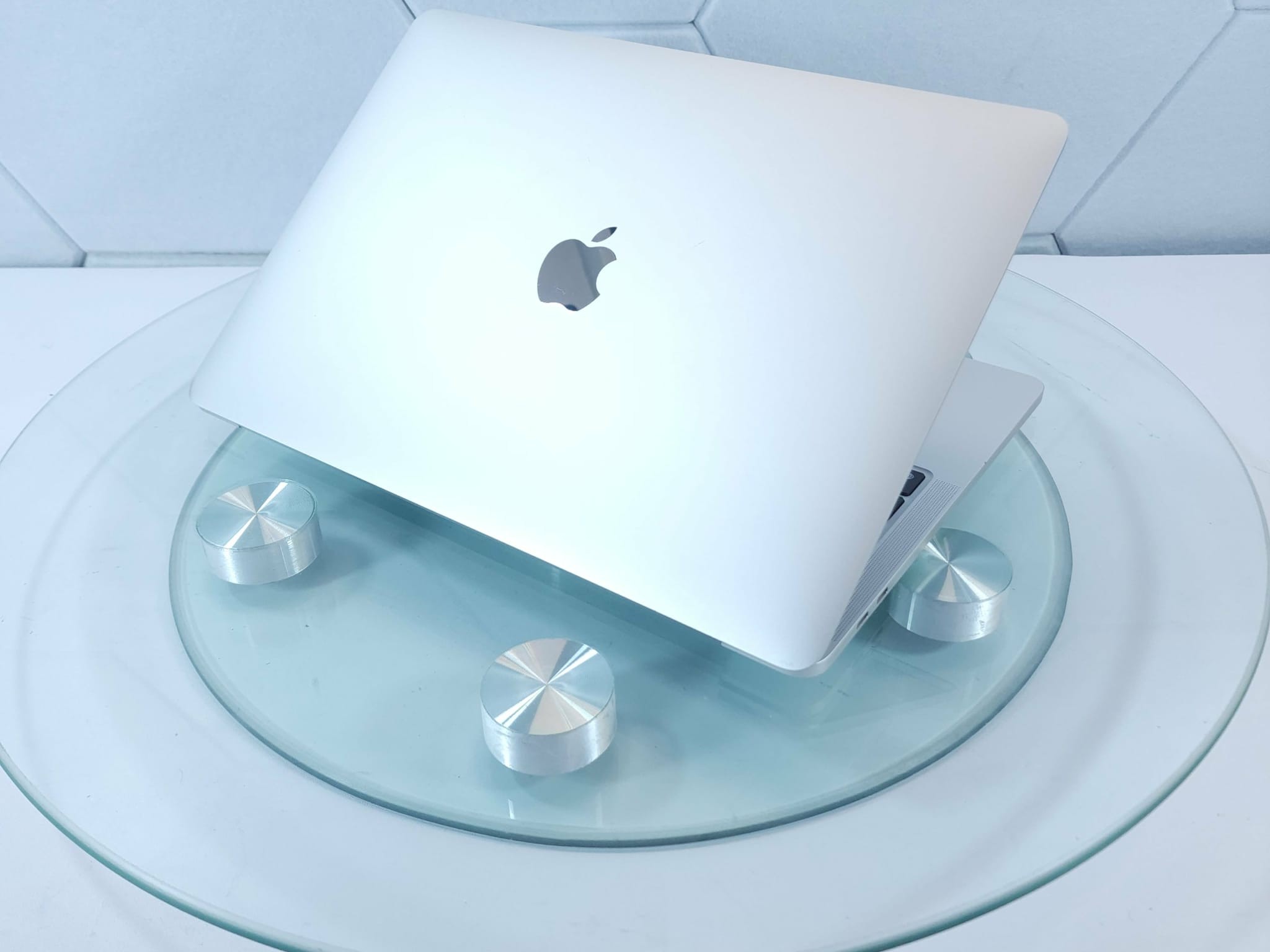 2020 MacBook Pro M1
