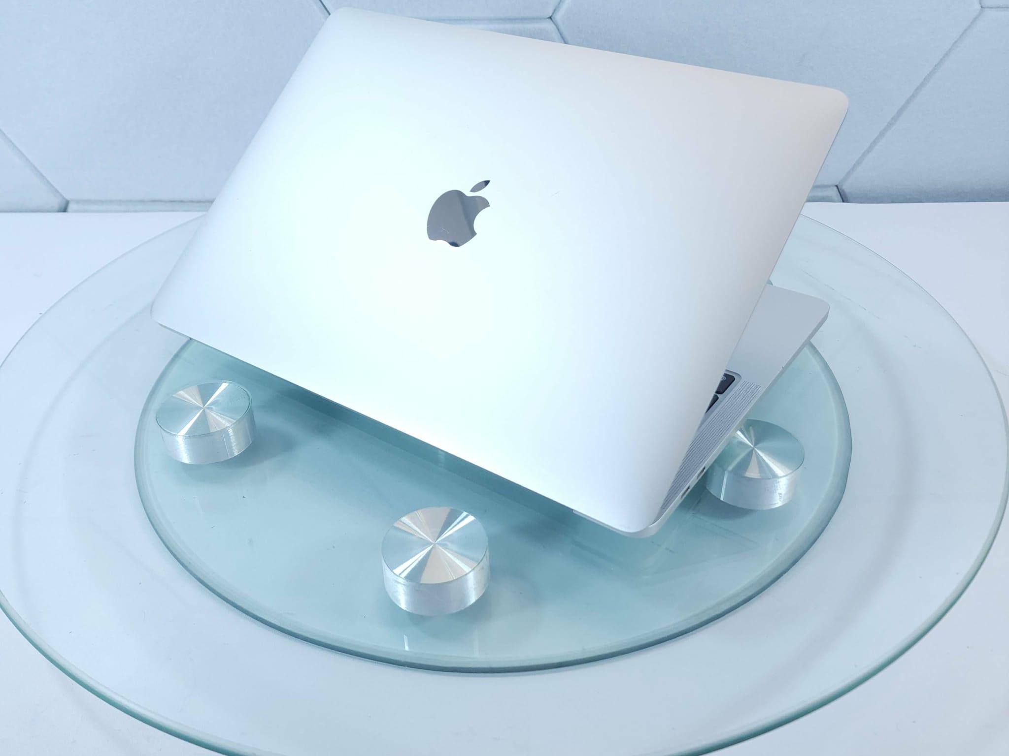 2020 MacBook Pro M1