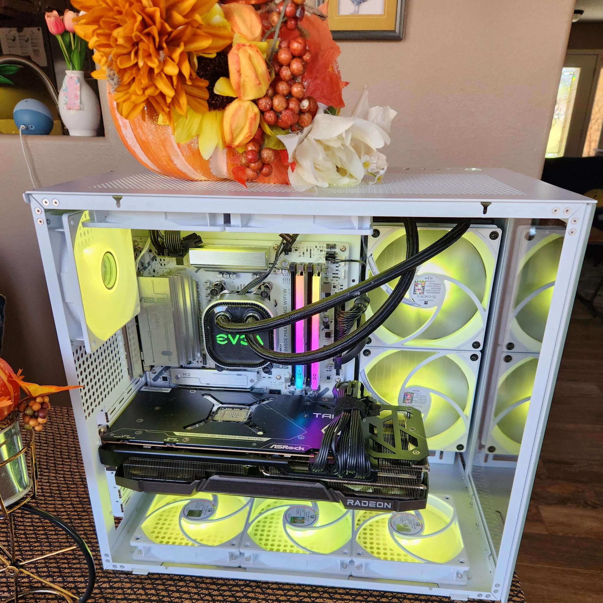 32 Gb ram, 9070 XT paired with a brand new 9600x, ASUS B650E Max Gaming wifi