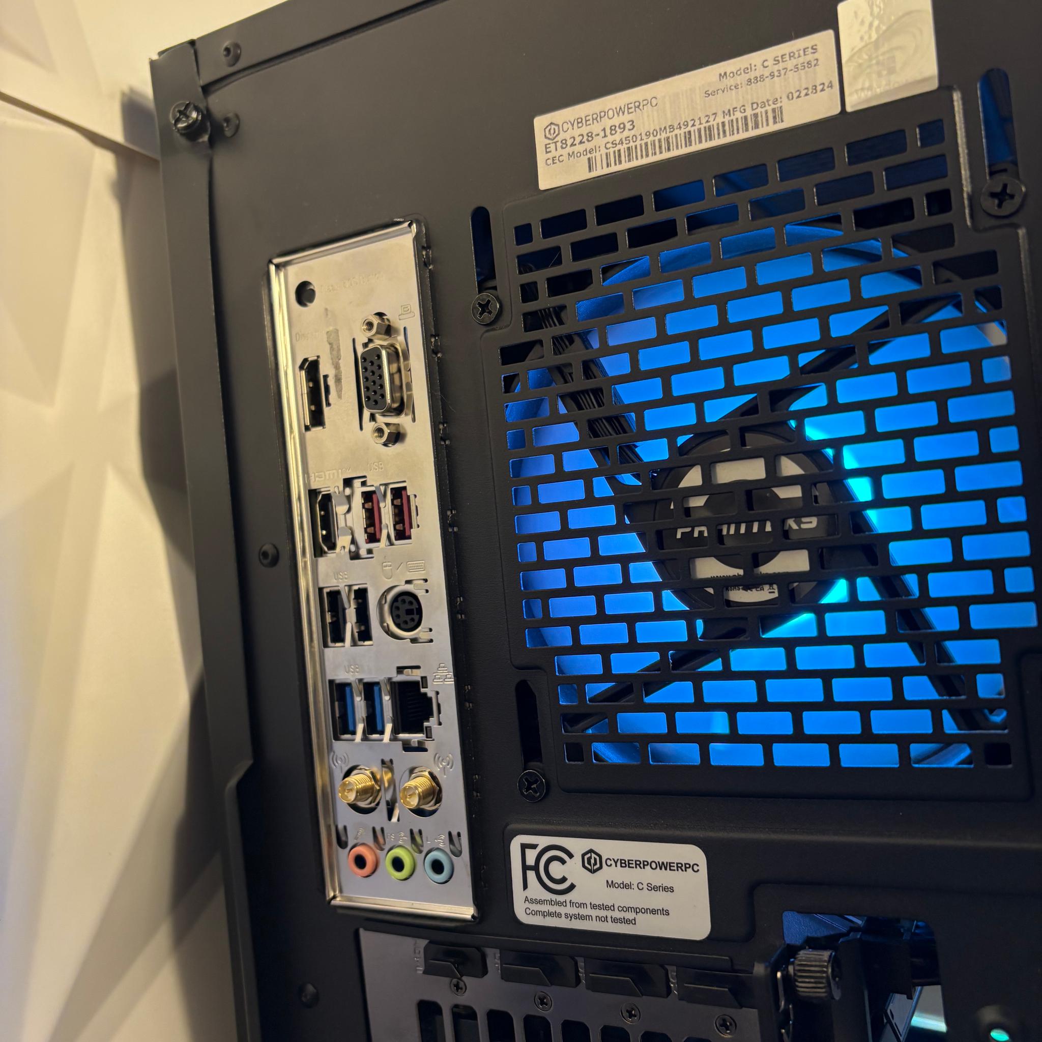 //Frost// Gaming PC - RTX 5060, Ryzen 5 5500, 32GB, 1TB - RGB, Wi-Fi, Bluetooth (By EXT PCs)