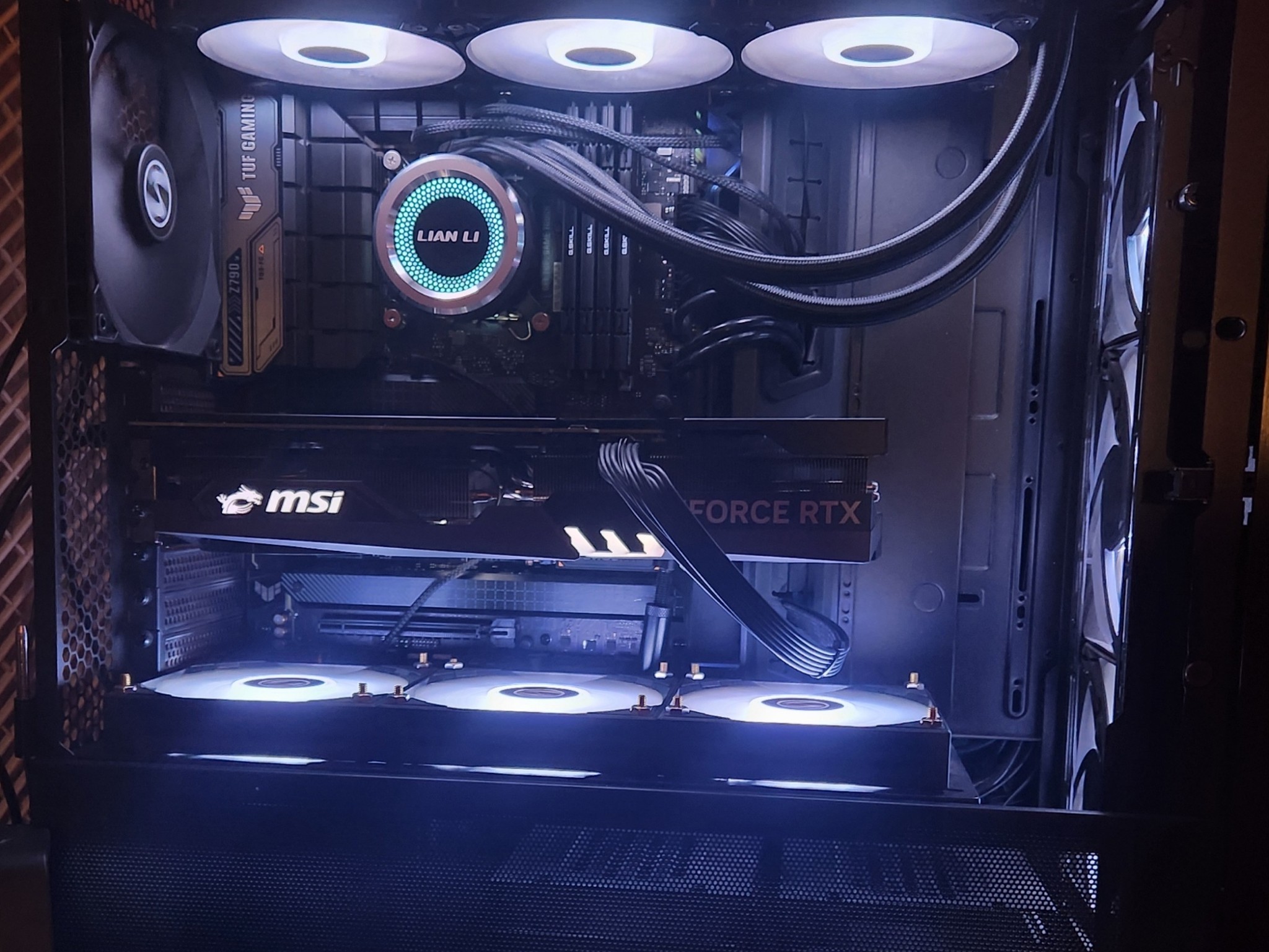 RTX 4070Ti | i9-13900K | 64GB DDR5 RAM | Gaming PC & Workstation