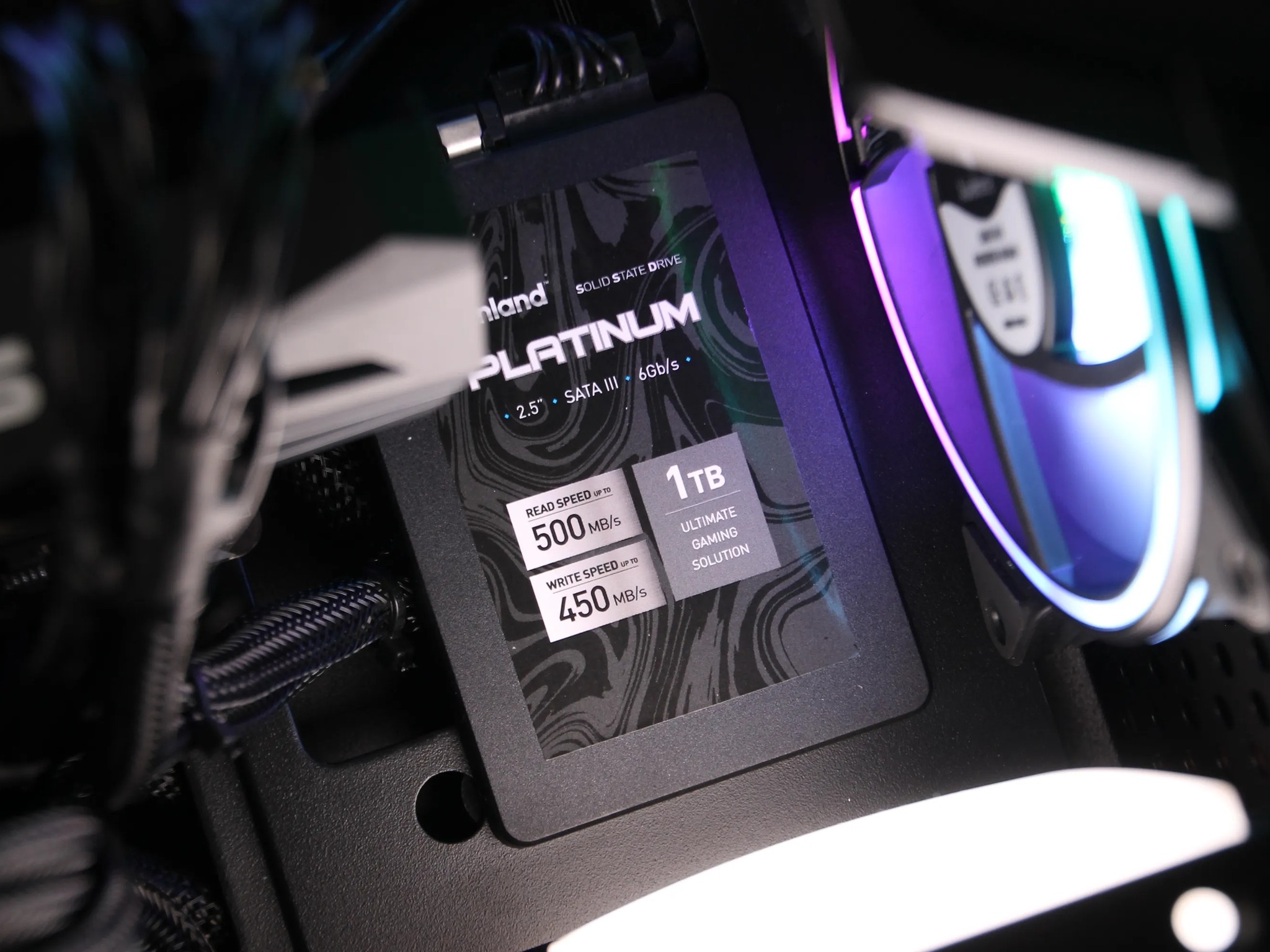 "FLCN" // Ryzen 5 3600, RTX 2070 // Entry-Level Gaming PC