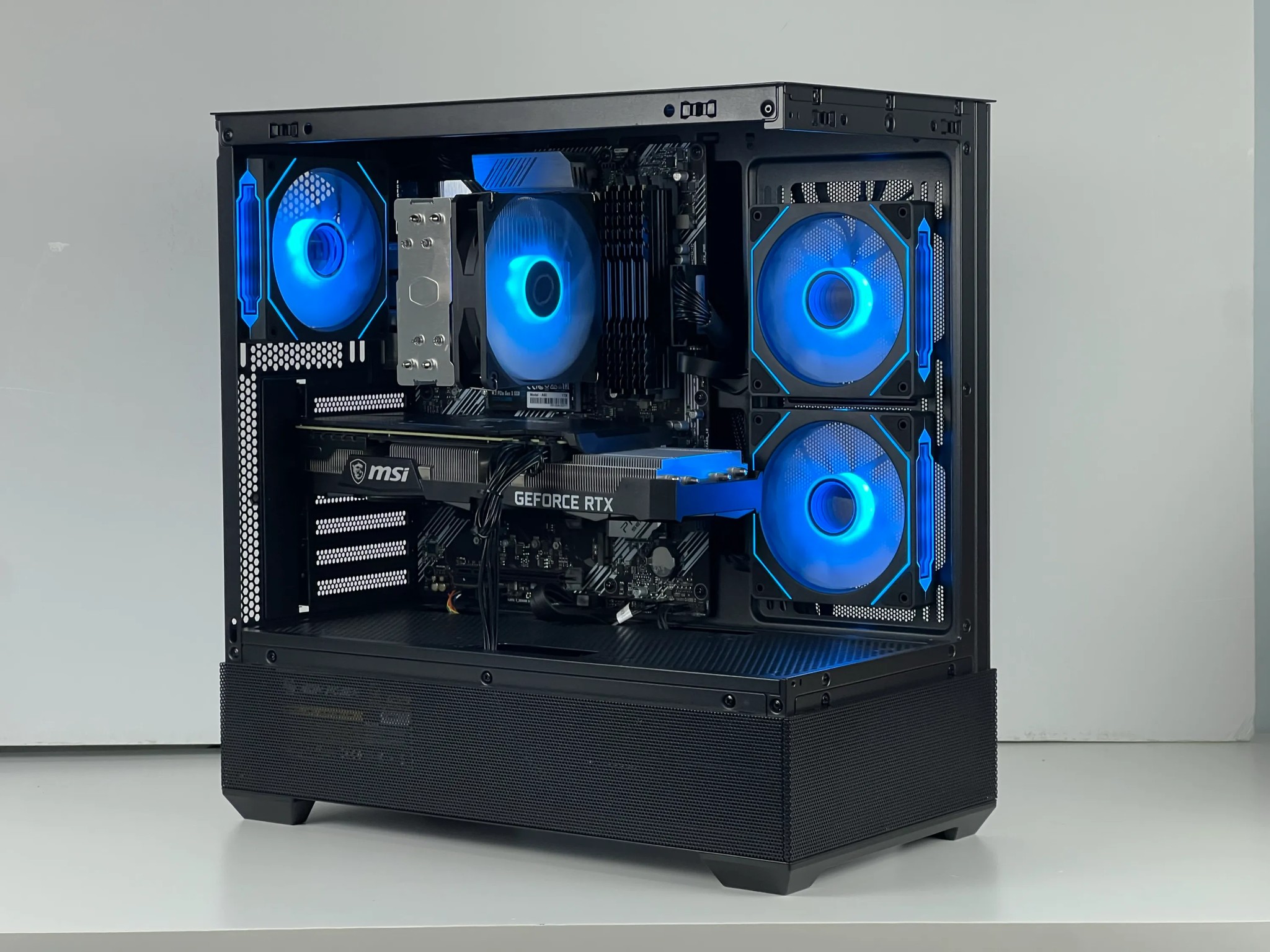 Clean Black Gaming PC | RTX 3070 | Ryzen 5 5600 | 1TB SSD | 32GB RAM