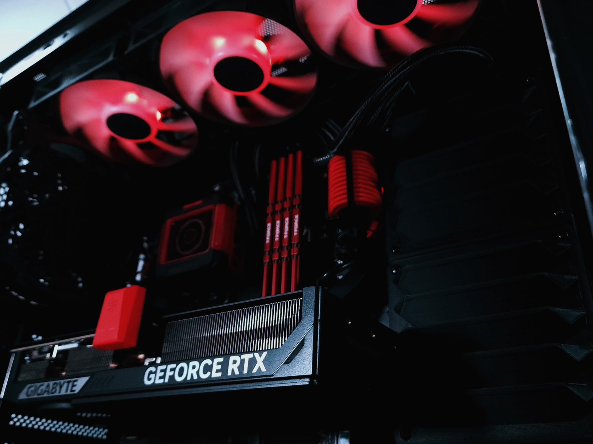 ❤️ RTX 5070 | Core i7 13700KF | 1440p Gaming Computer