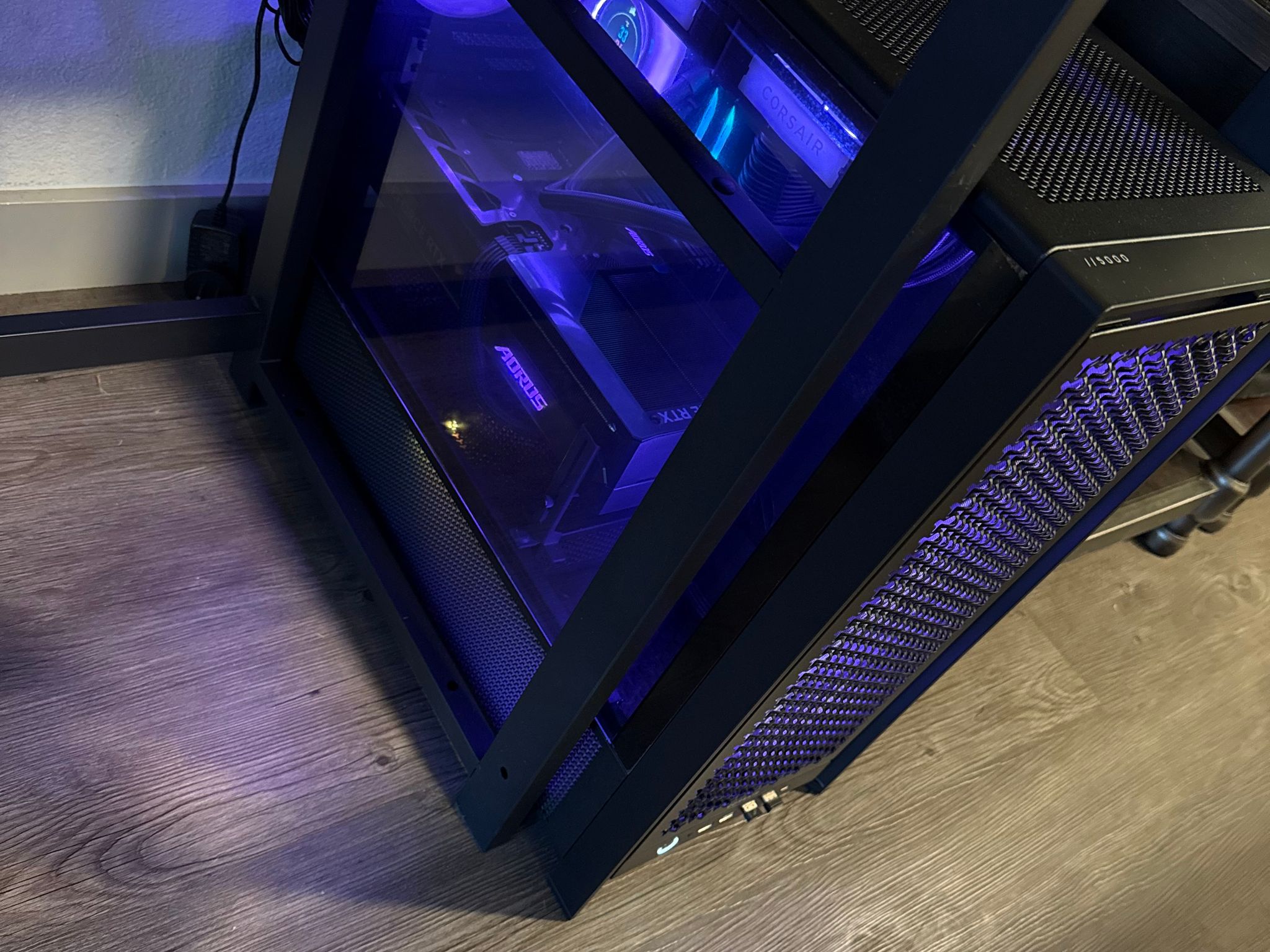 GeForce RTX 5080 Custom Gaming PC - Core Ultra 9 285, 64GB RAM, 2TB NVMe SSD