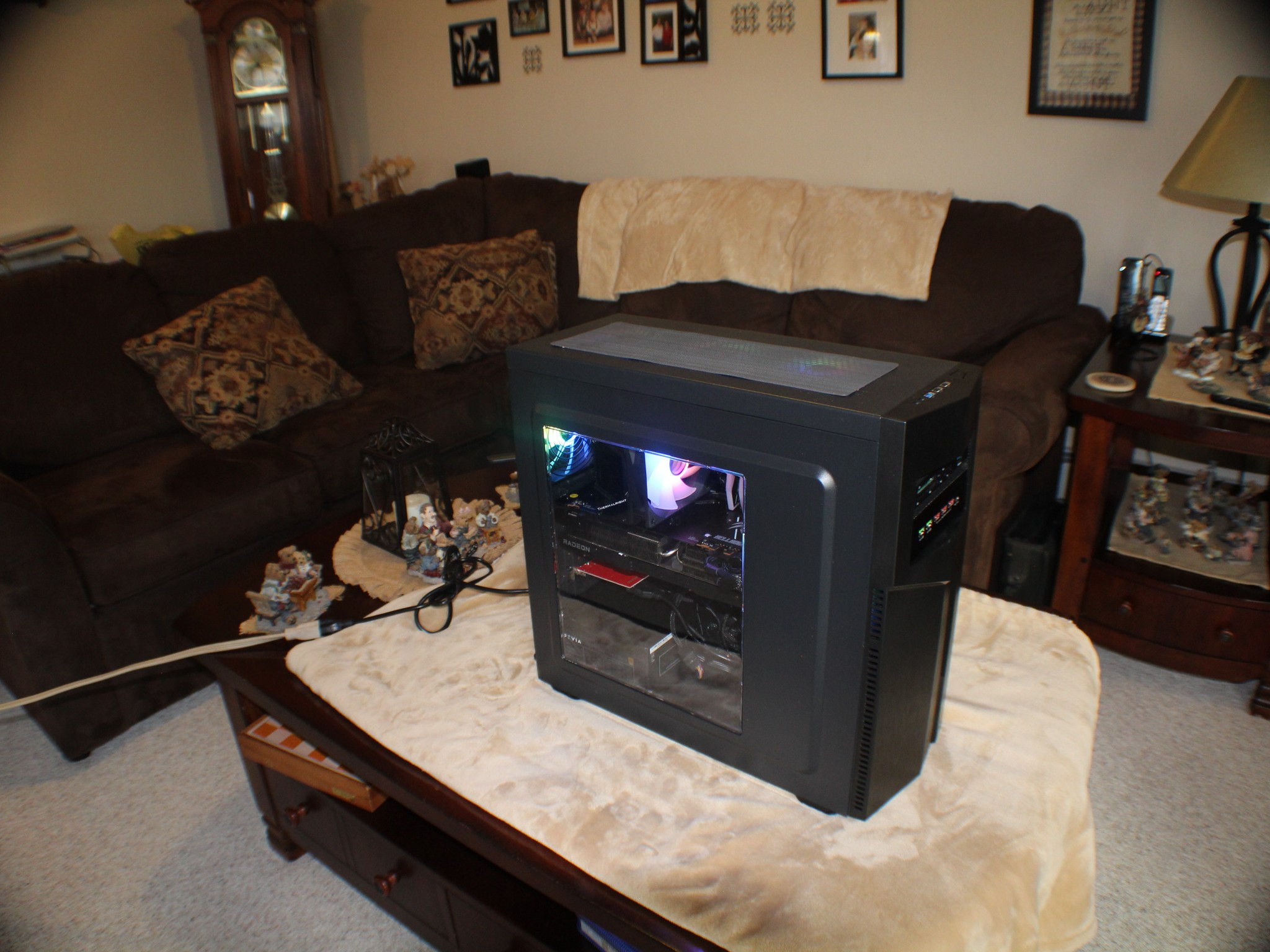 Ryzen 9 9950X Radeon RX 7900XT Computer