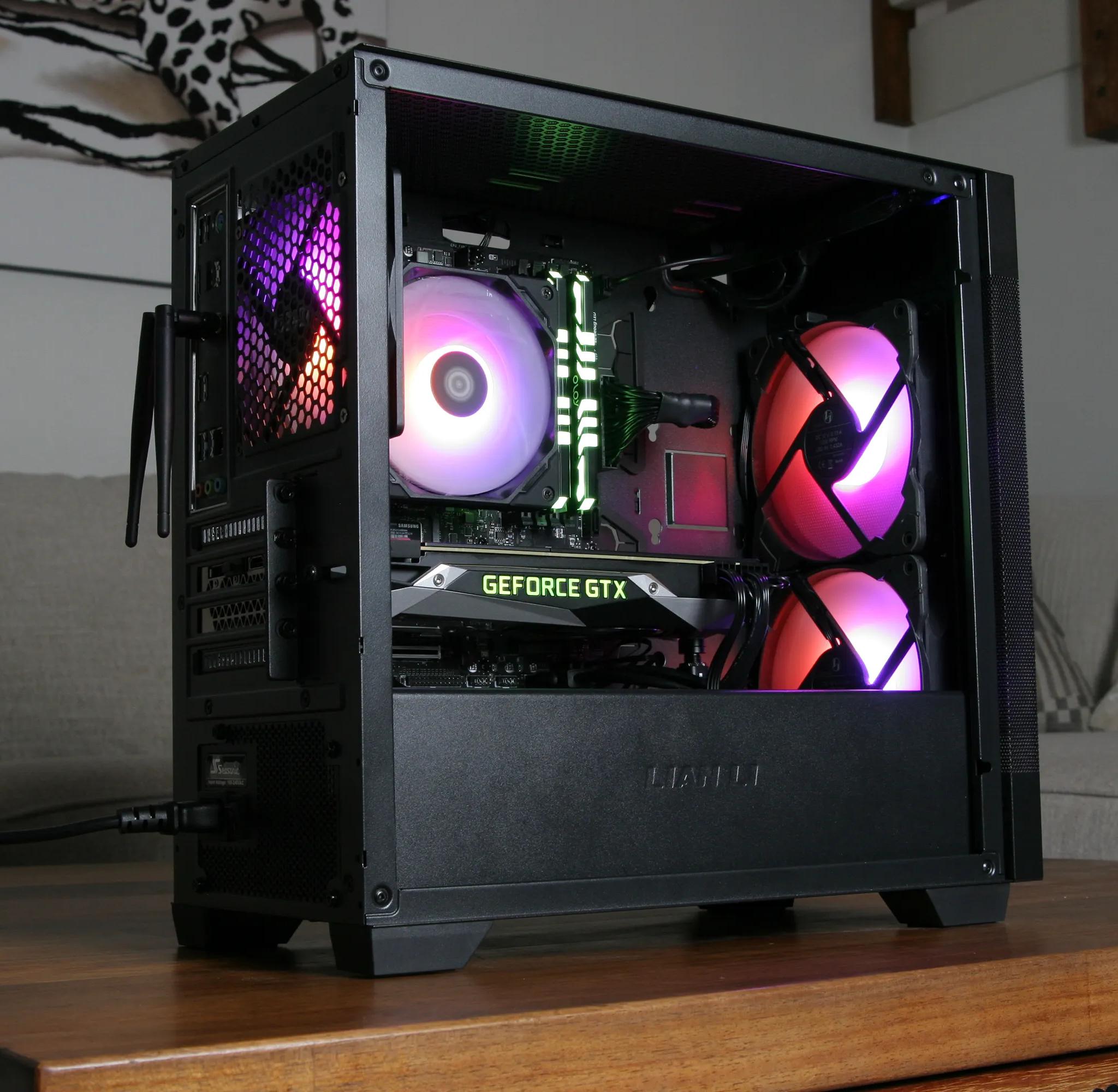 Gaming / Streaming PC - Nvidia GTX 1080 Ti - Ryzen 7 3700X - 16GB DDR4 - 1TB SSD NVME