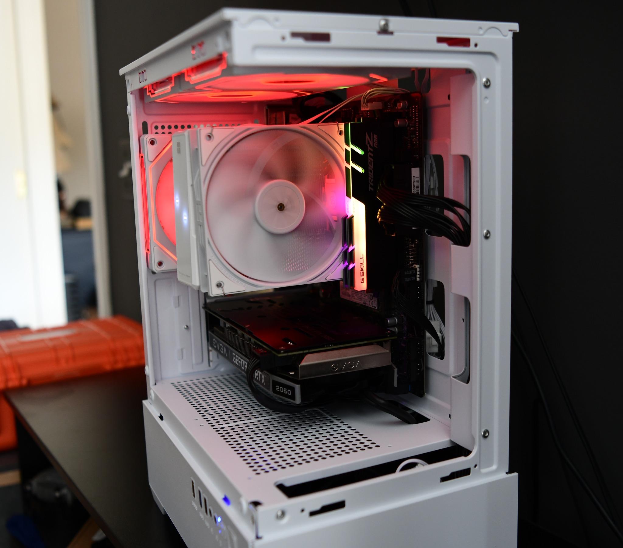 EVGA RTX 2060 White Gaming PC — Ryzen 5 3500X / 16GB / 512GB NVMe — Digital Temp Display
