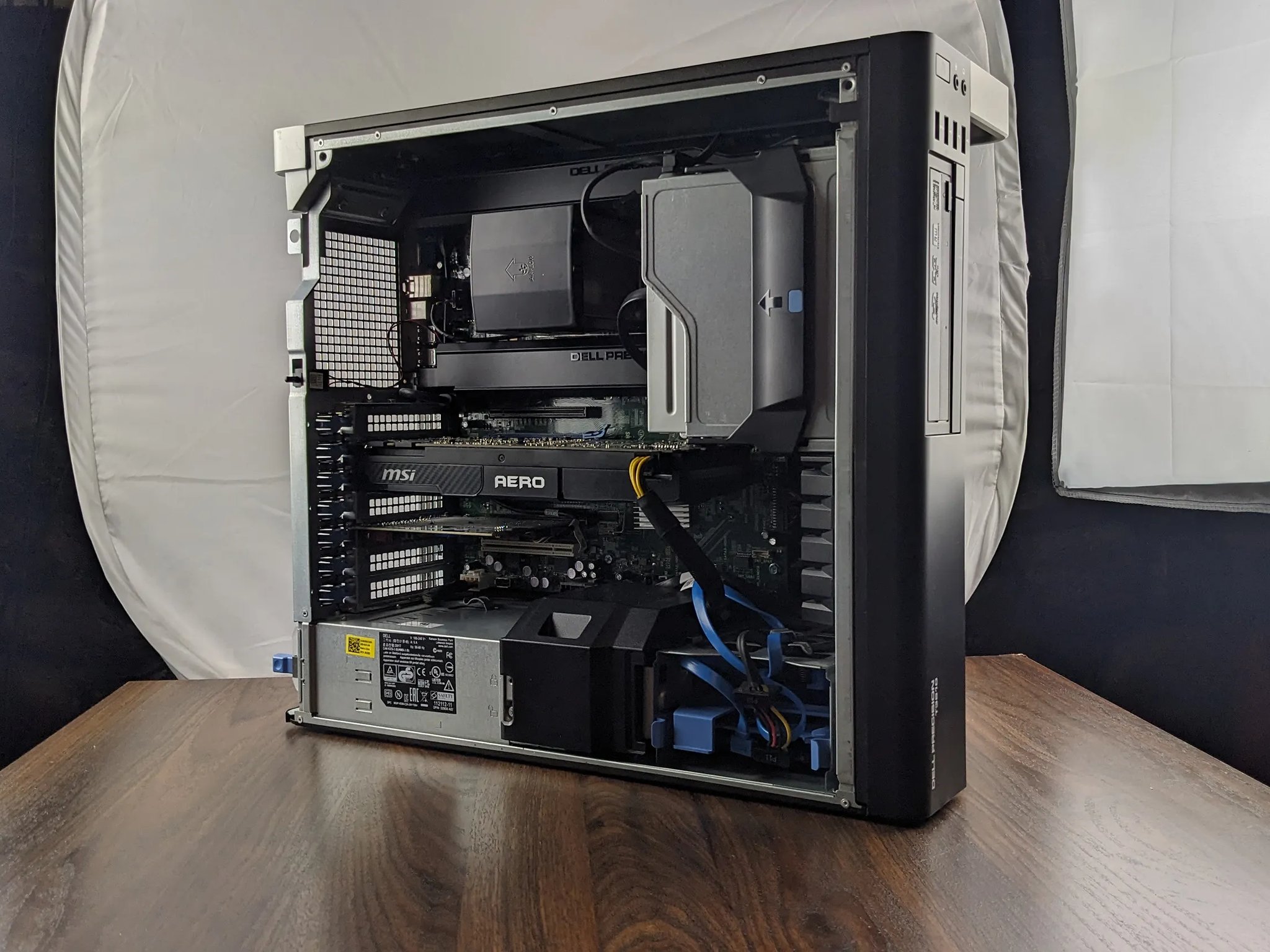 Dell Precision T3610, GTX 1070, E5-1620v2, 16GB 1866mhz DDR3 ECC 1TB SSD