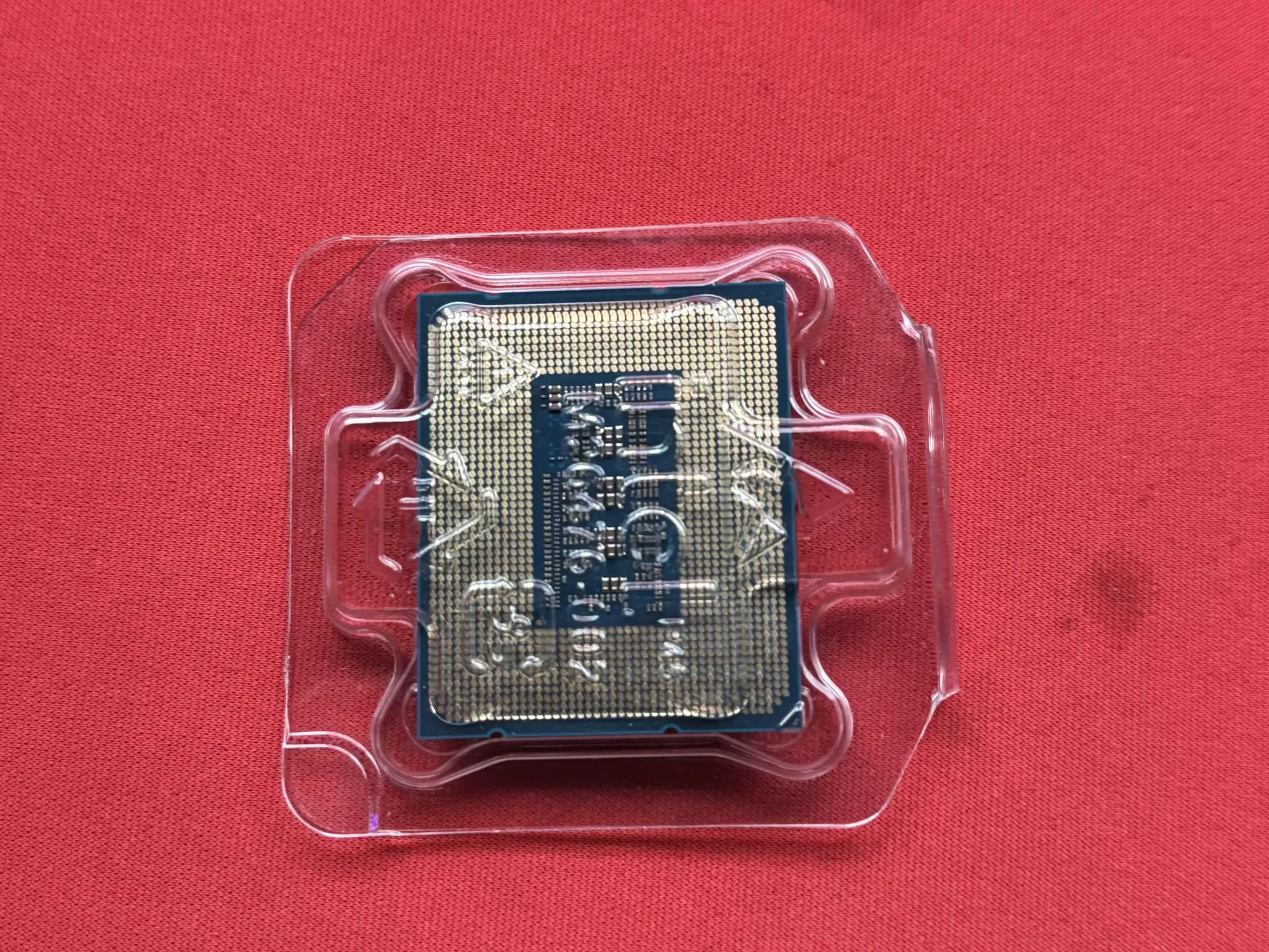 Intel - Core i9-13900K 13th Gen 24 cores 8 P-cores + 16 E-cores 36M Cache