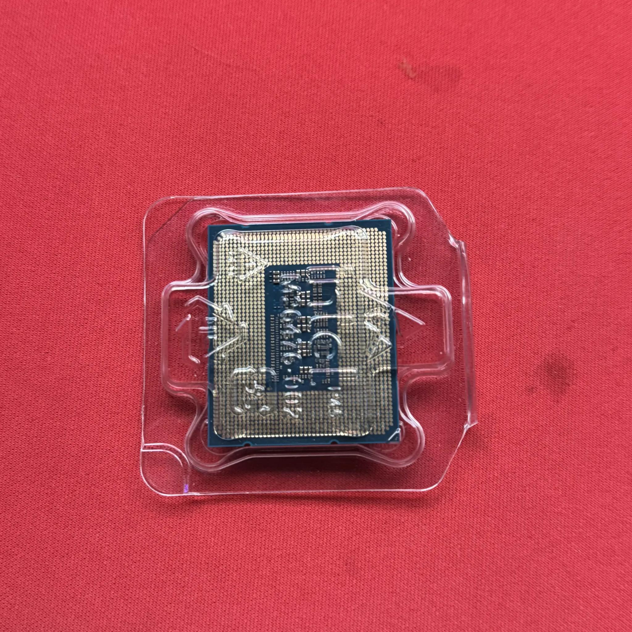 Intel - Core i9-13900K 13th Gen 24 cores 8 P-cores + 16 E-cores 36M Cache