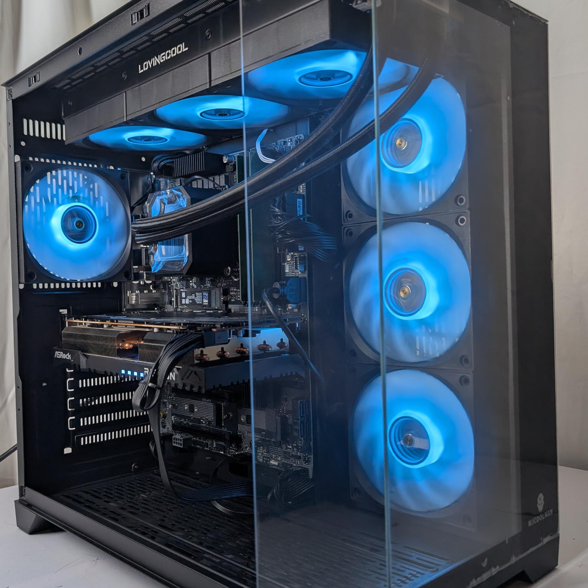 RX 7800XT | CORE ULTRA 5 265KF | 16GB DDR5 | 1TB NVME | 650W