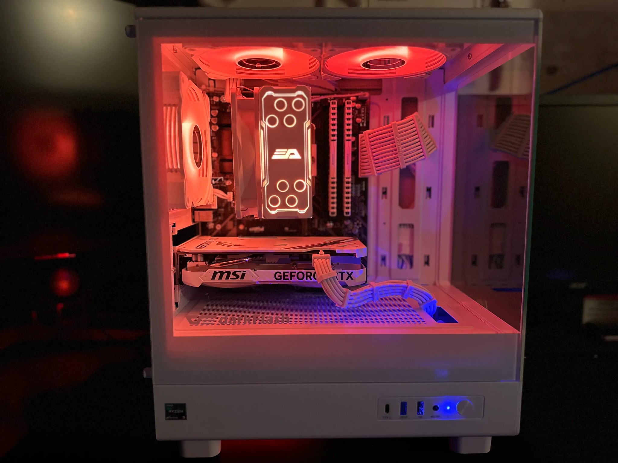 🔥WHITE-OUT🔥RYZEN 5 5600x MSI Ventus RTX 4060 OC Edition 32gb Ram 1TB M.2 SSD🔥 650w Gold R PSU🔥